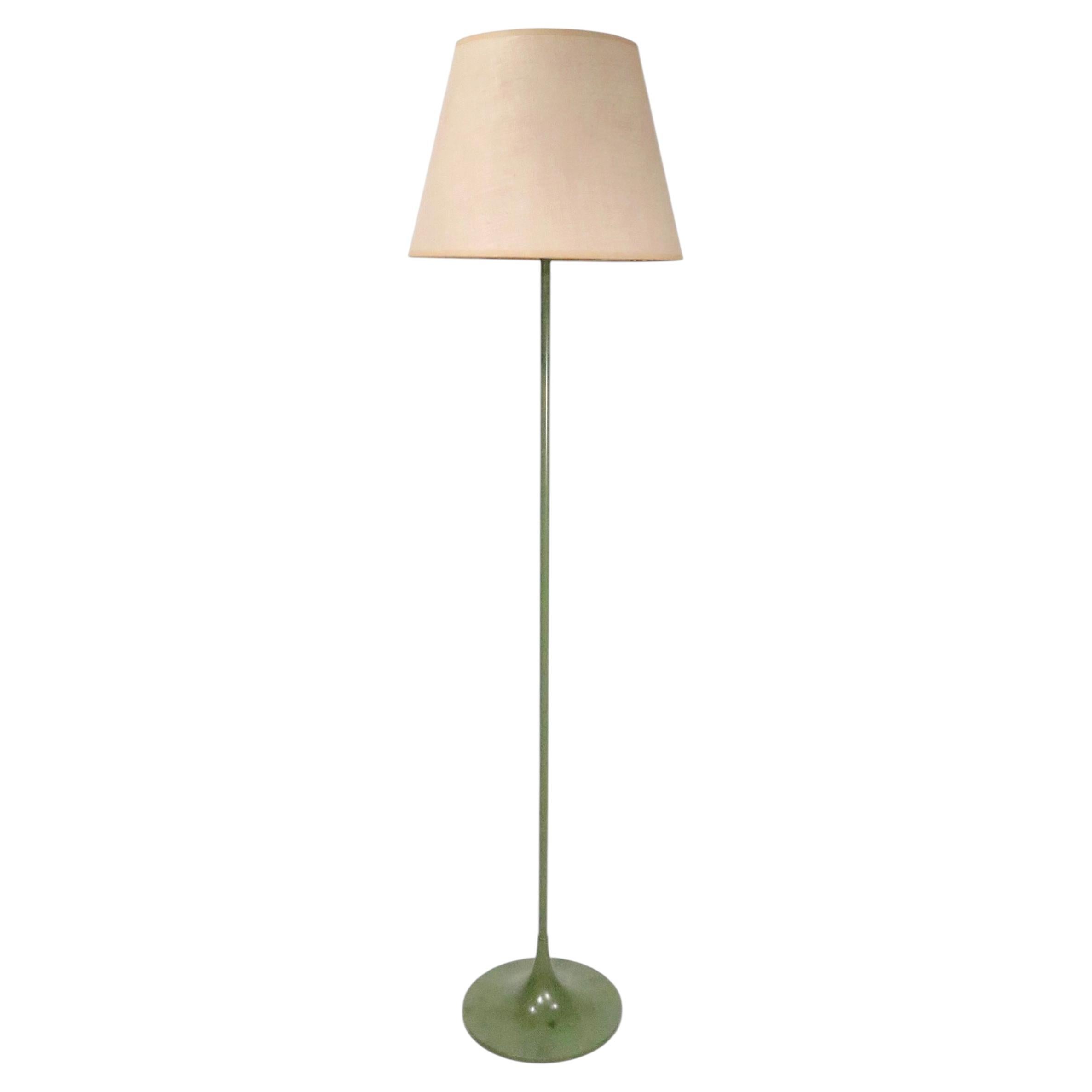 Mod Floor Lamp by Laurel with Elongated Trumpet Form Base c. 1960/70's