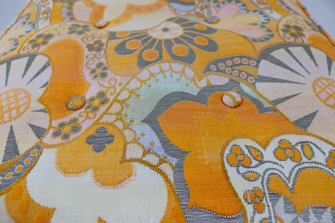 Mod Floral Print Ottoman Fabric Attributed to Jack Lenor Larsen 7