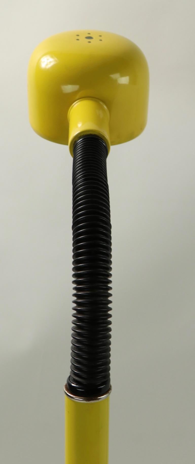 Mod Gooseneck Floor Lamp attributed to Lightolier 8