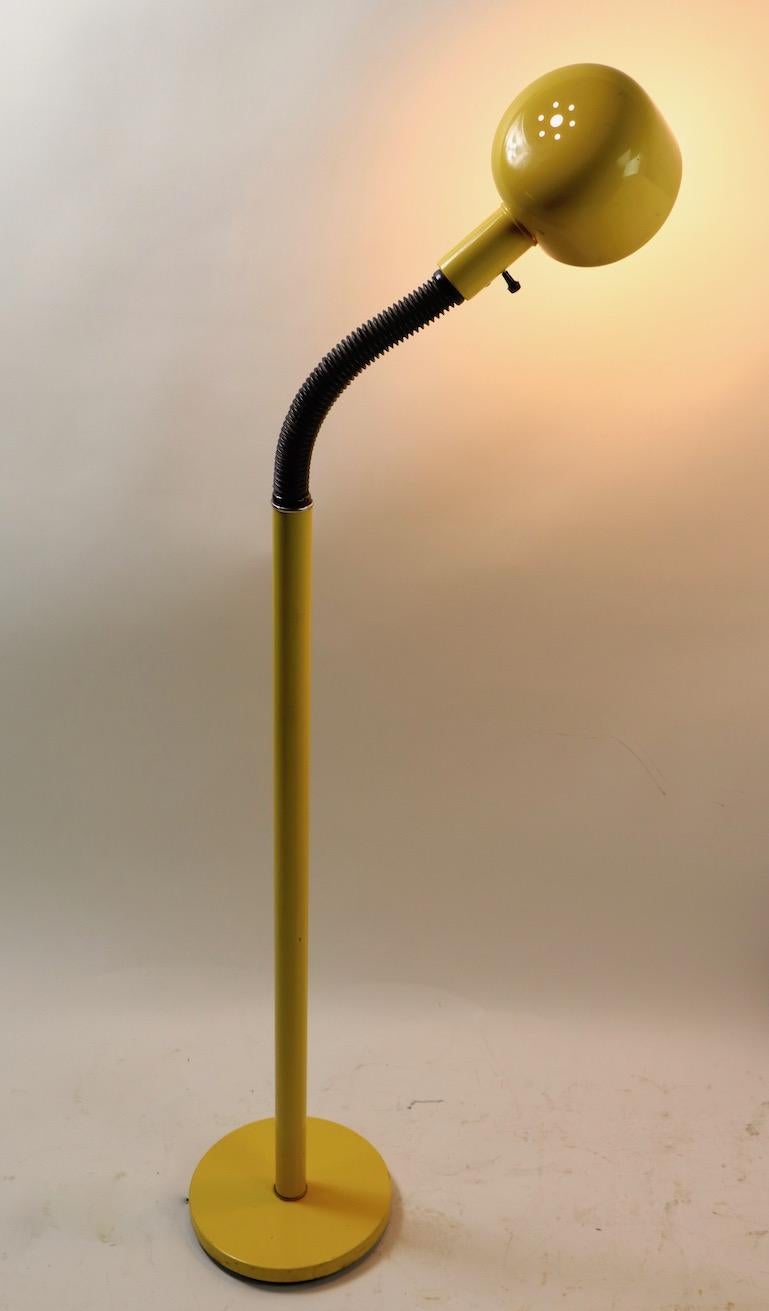 20th Century Mod Gooseneck Floor Lamp attributed to Lightolier
