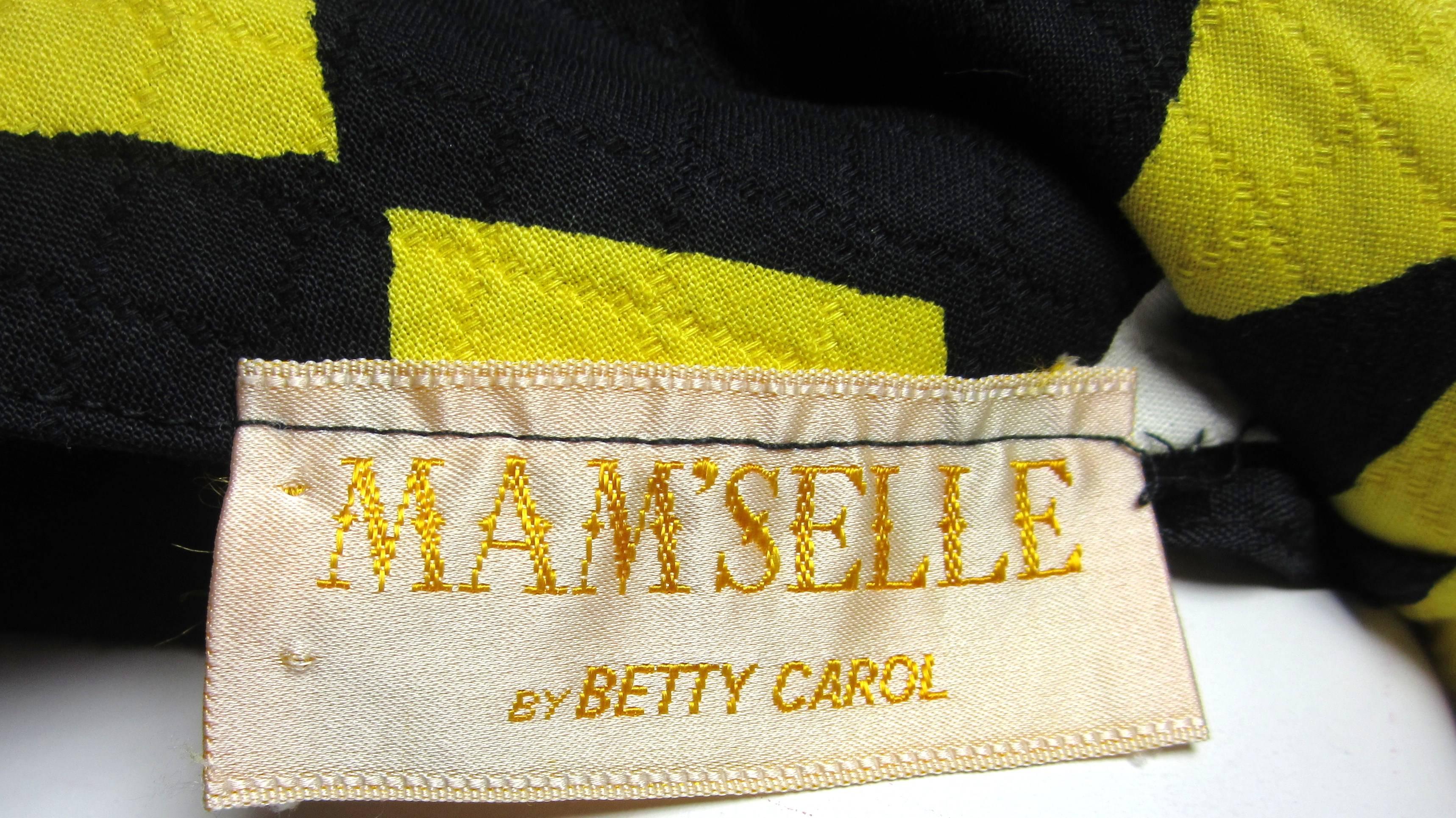  Mod Graphic Empire waist Yellow Black Midi Dress Mam'selle Betty Carol 1960s In Good Condition For Sale In Wallkill, NY
