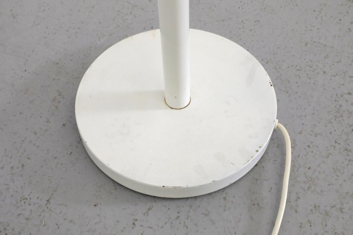 Lampadaire MOD Guzzini avec abat-jour double champignon, années 1960 en vente 12