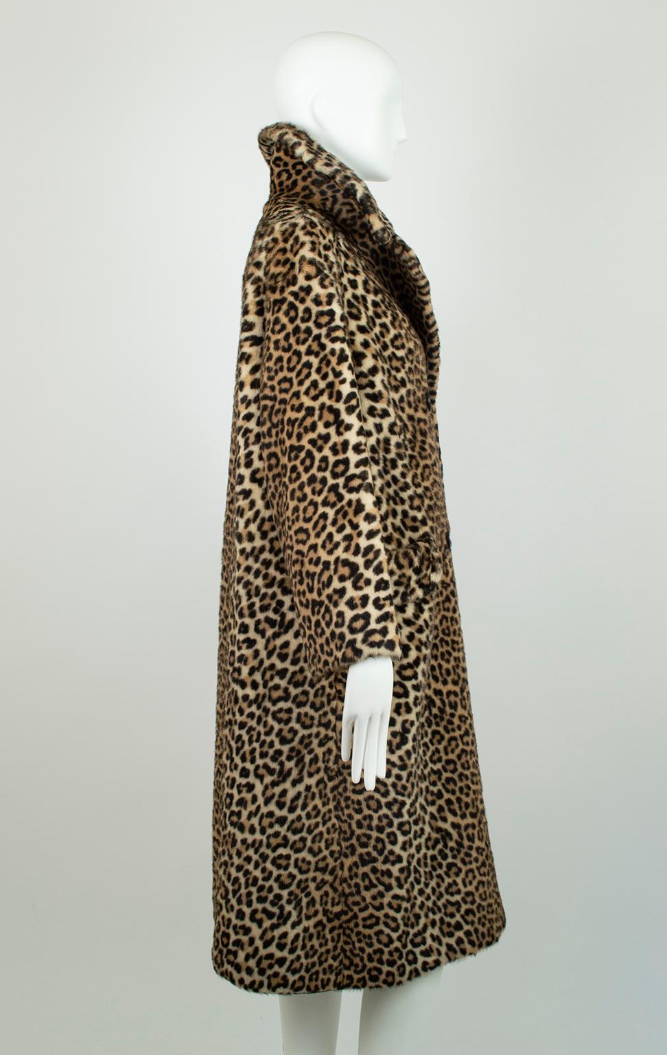 Black Mod *Large Size* Faux Leopard ¾ Length A-Line Bracelet Sleeve Coat – L-XL, 1960s