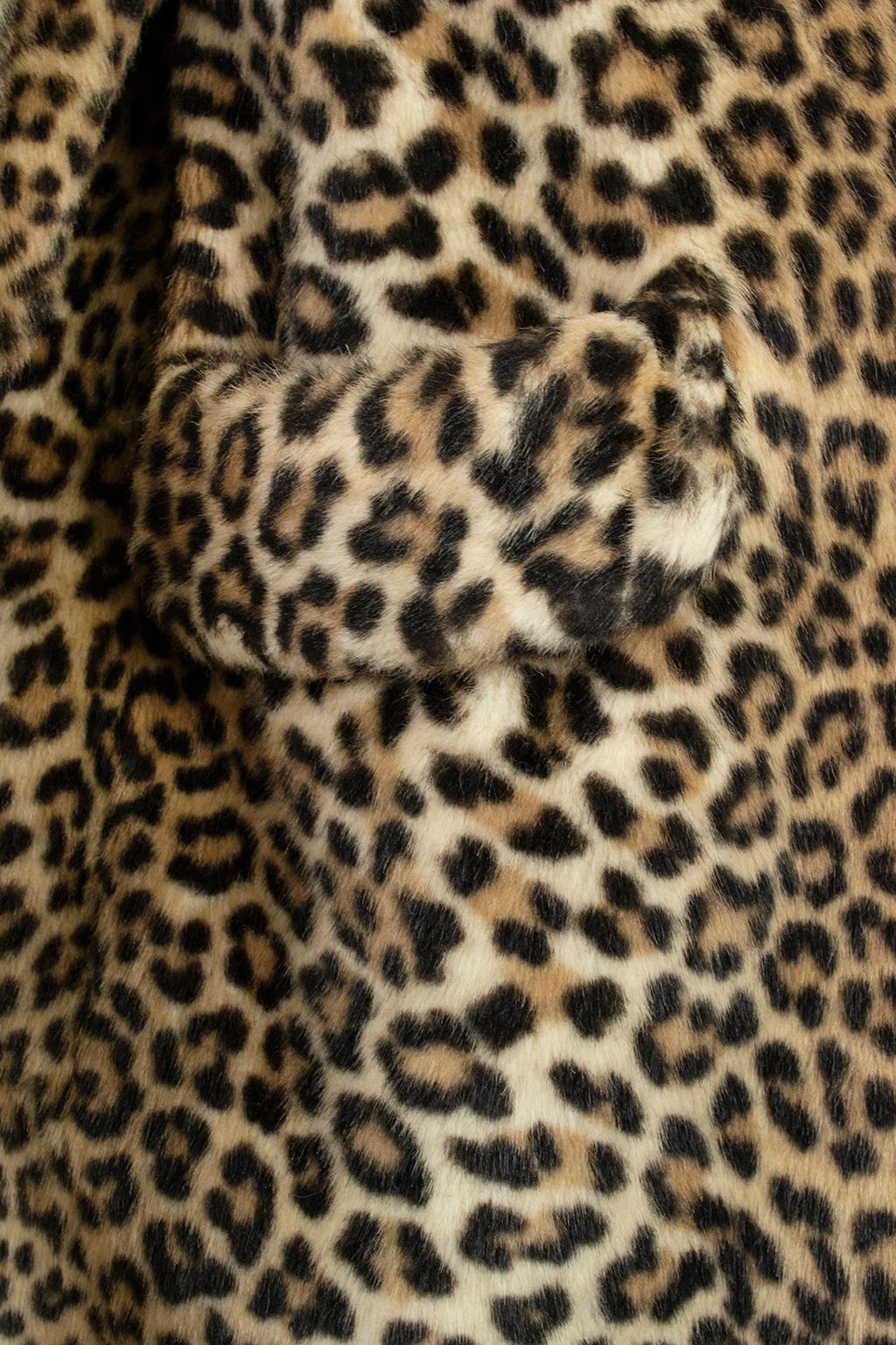 Mod *Large Size* Faux Leopard ¾ Length A-Line Bracelet Sleeve Coat – L-XL, 1960s 4