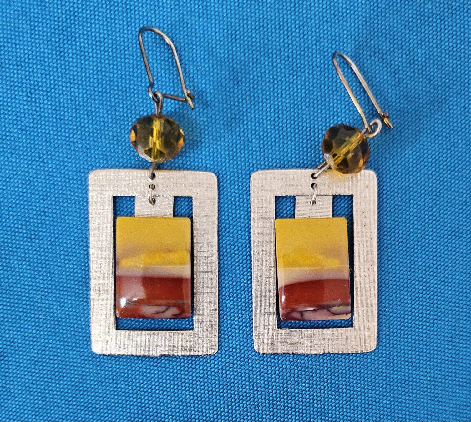 Mid-Century moderno Orecchini a goccia Mod/MCM, pietre semipreziose e argento testurizzato in vendita