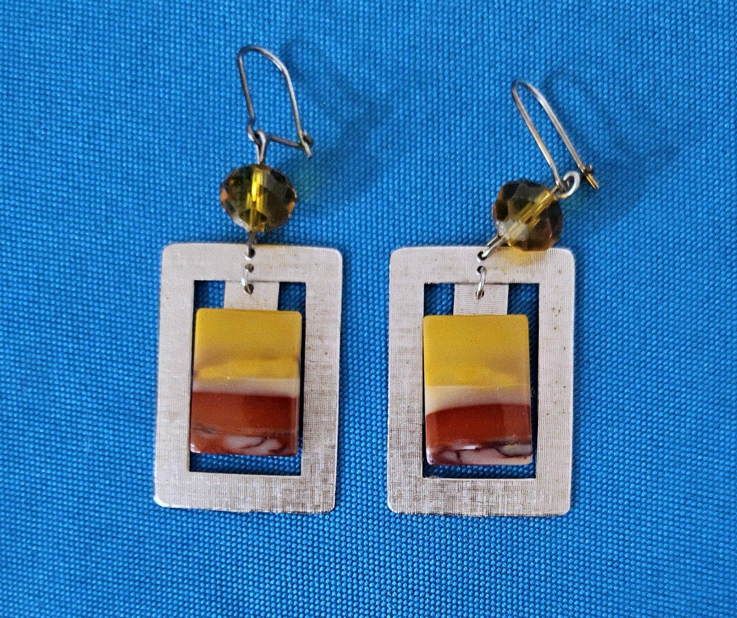 Sconosciuto Orecchini a goccia Mod/MCM, pietre semipreziose e argento testurizzato in vendita