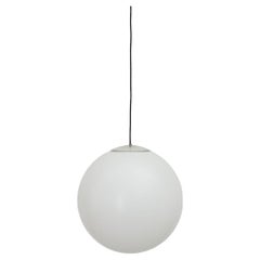 MOD Mid-Century Globe Pendelleuchten aus Acryl