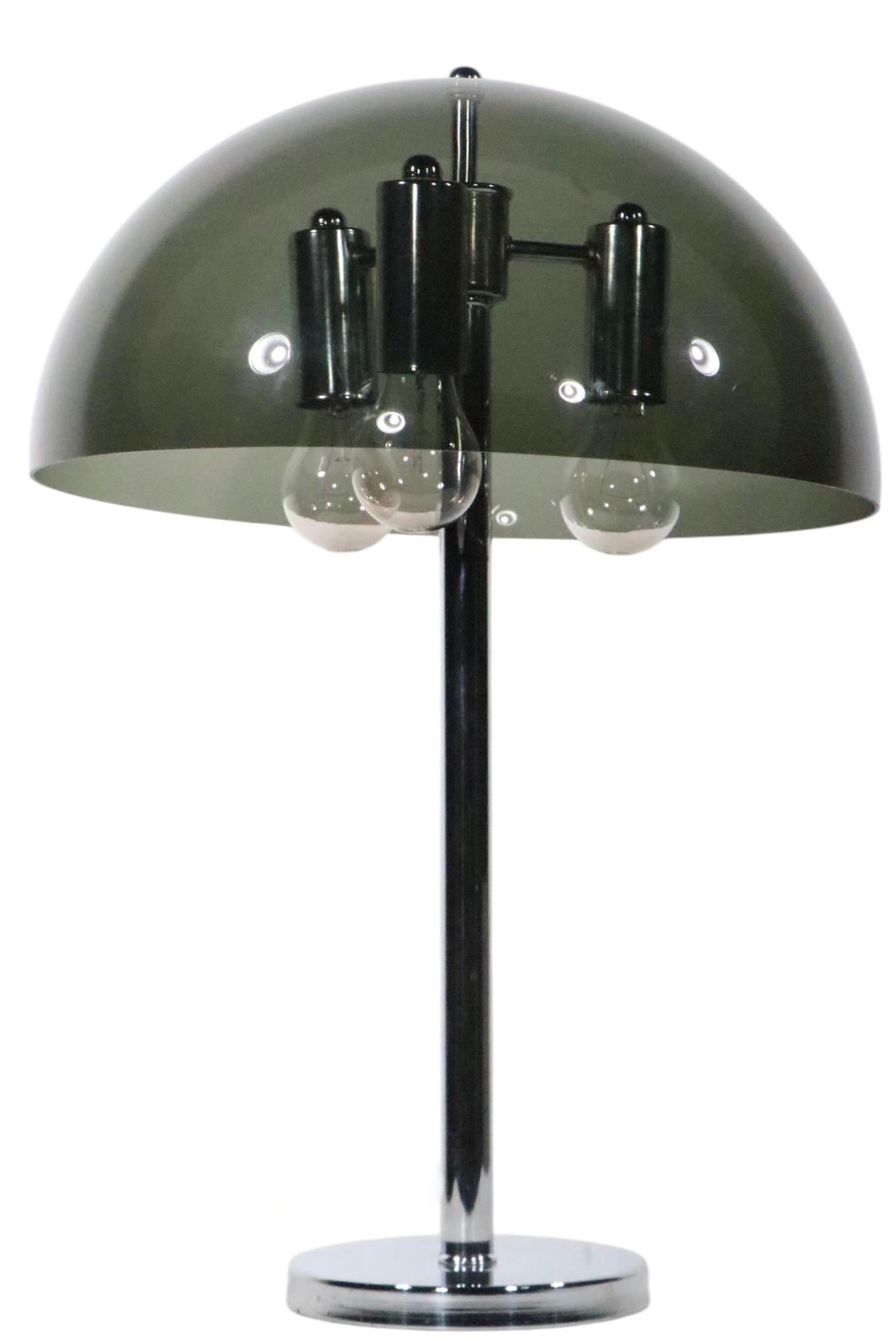 Mod Mid Century Space Age Mushroom Form Table Lamp Tinted Lucite and Chrome '70s For Sale 6