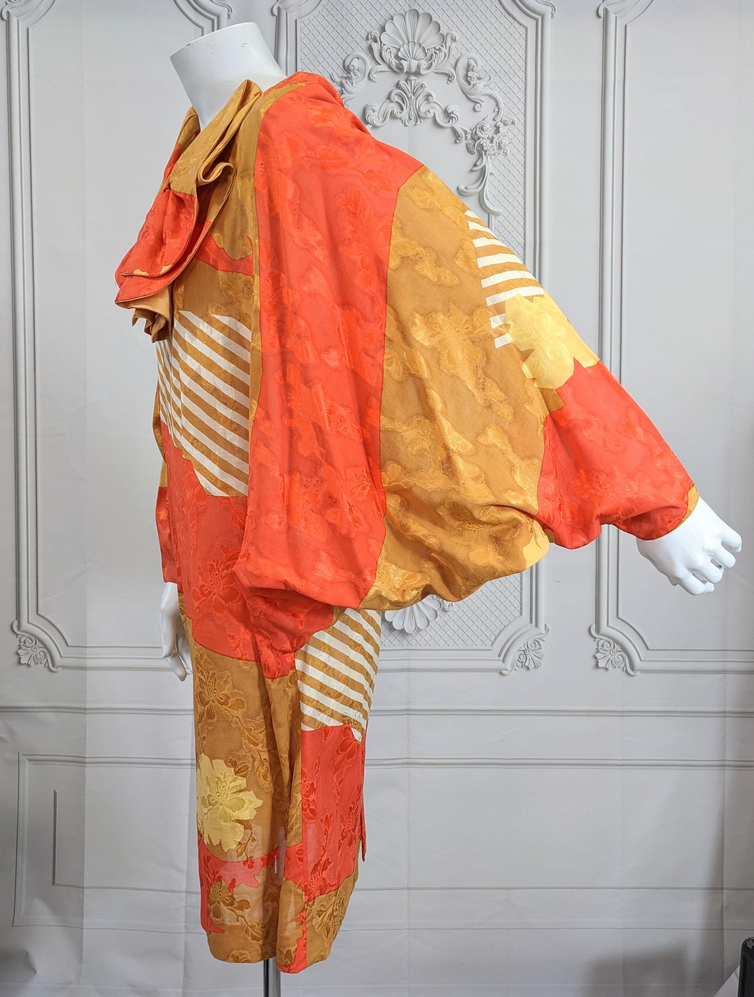 Women's Mod Mignon Batwing 1960's Dress For Sale