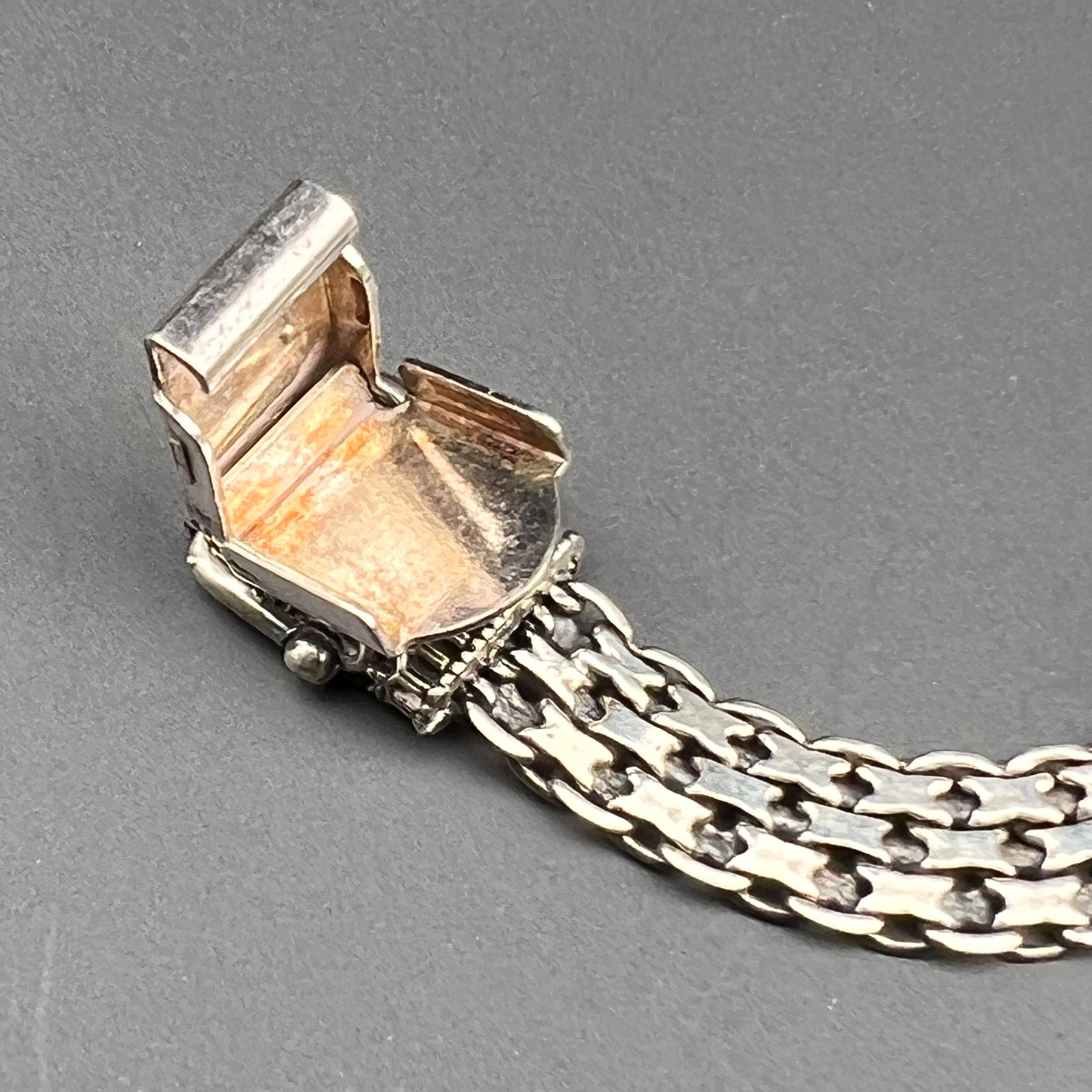 Mod Modern Sterling Silver  14kt Gold Horse Head Bangle For Sale 7
