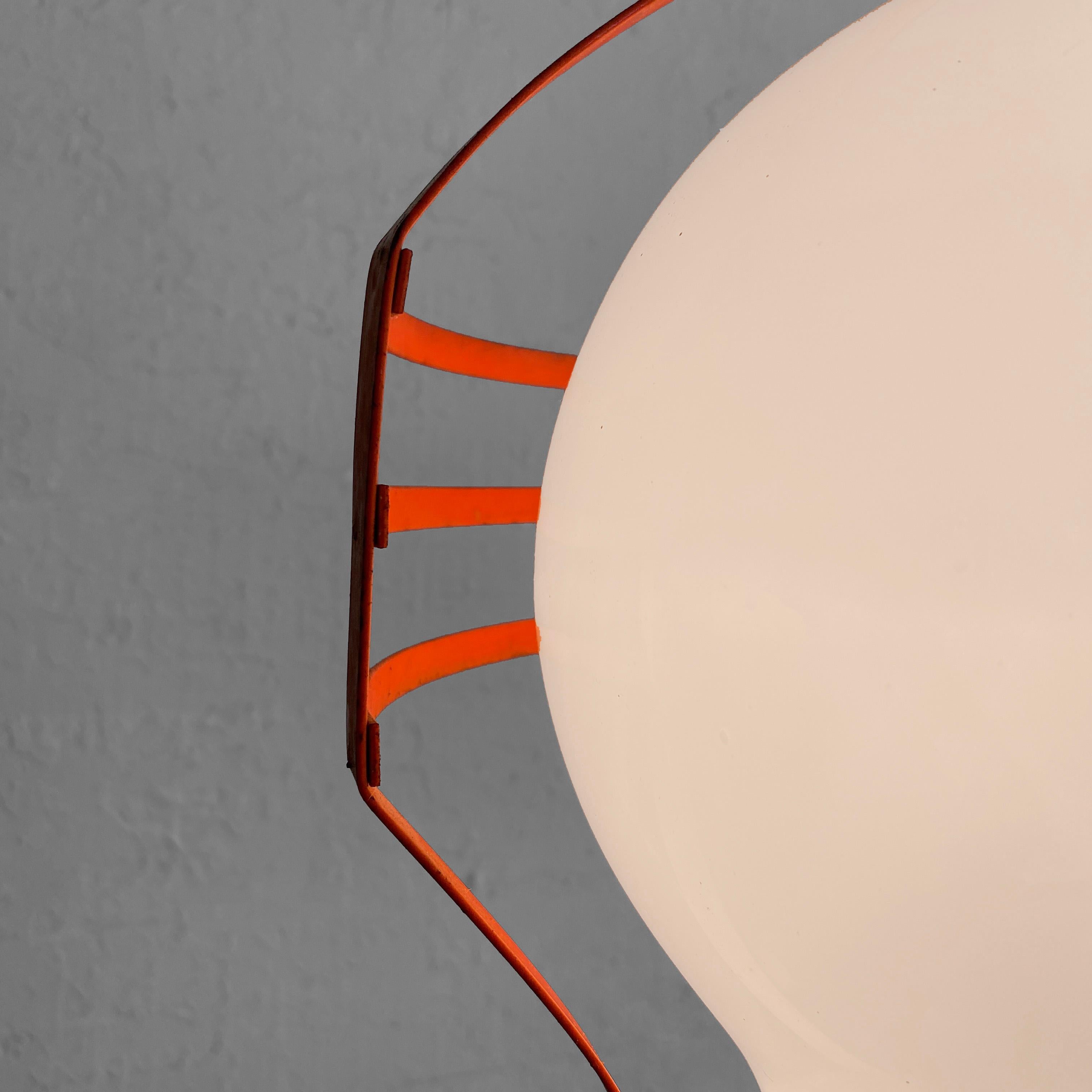 Mod Oversized Pop Art Bulb Table Lamp For Sale 1