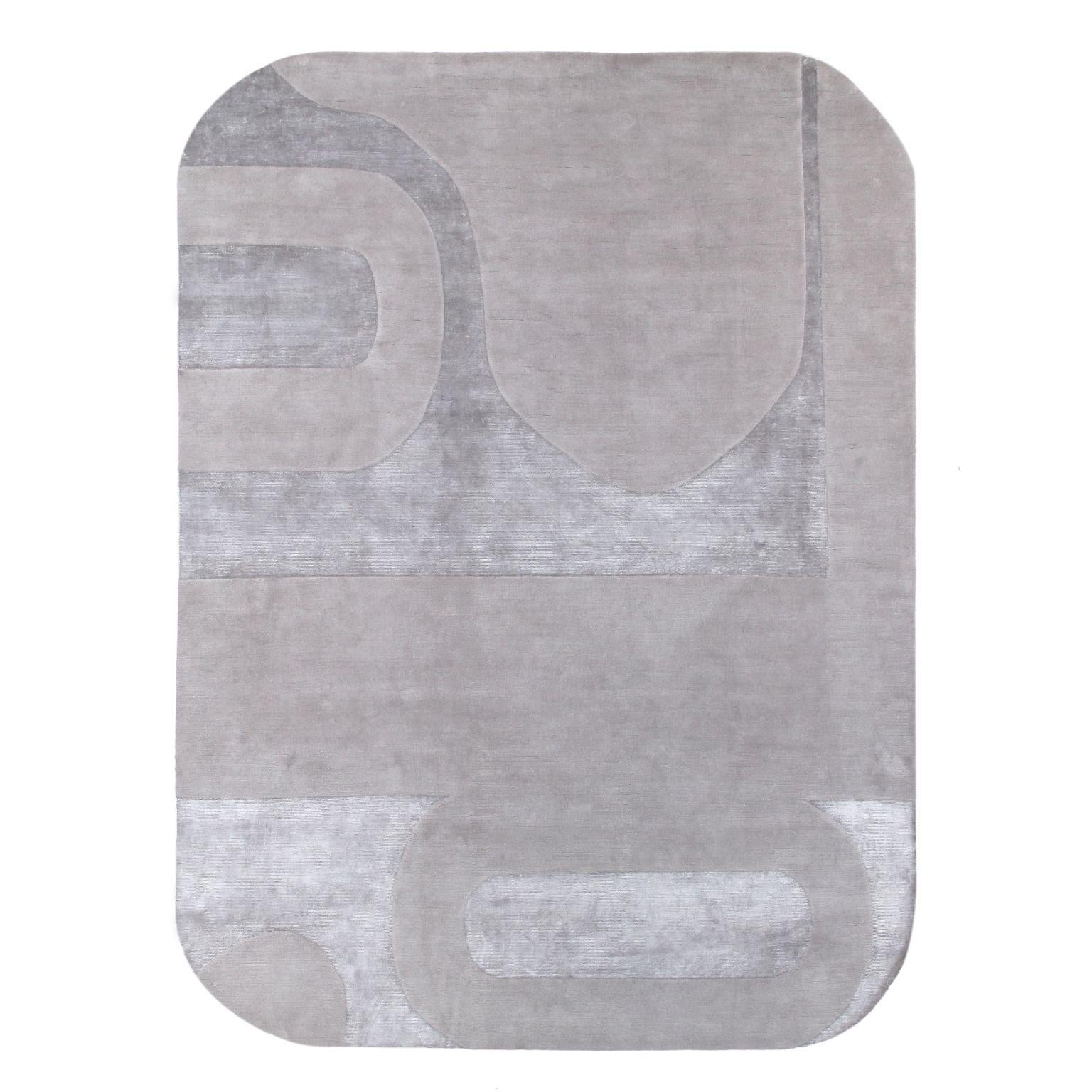 Mod small rug by Art & Loom
Dimensions: D243.4 x H304.8 cm
Materials: New Zealand wool & Chinese silk
Quality (Knots per Inch): 80
Also available in different dimensions.

Samantha Gallacher has always had a keen eye for aesthetics, drawing