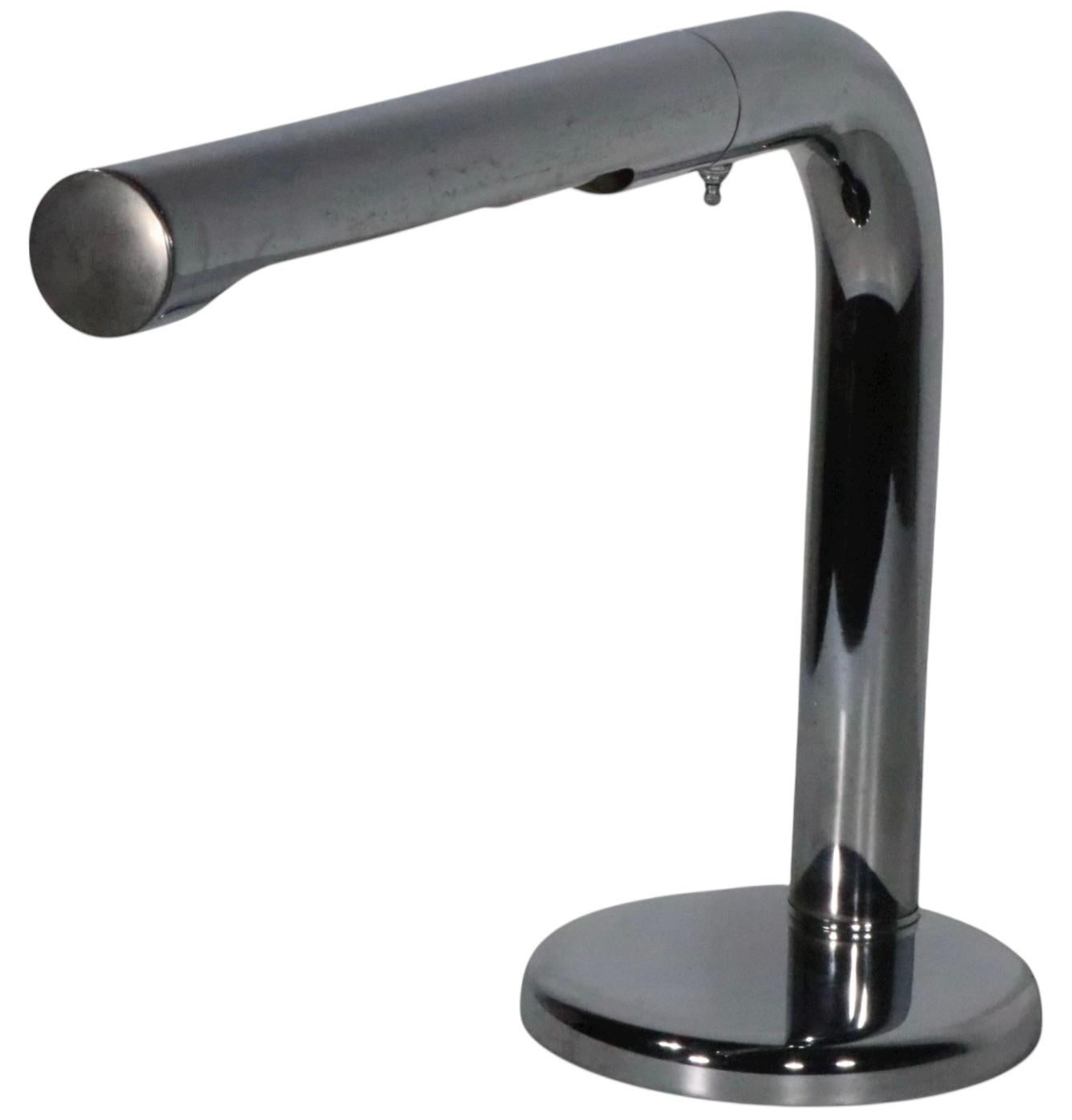 Mod Space Age Chrom Schreibtischlampe von Sonneman ca. 1970's im Angebot 7