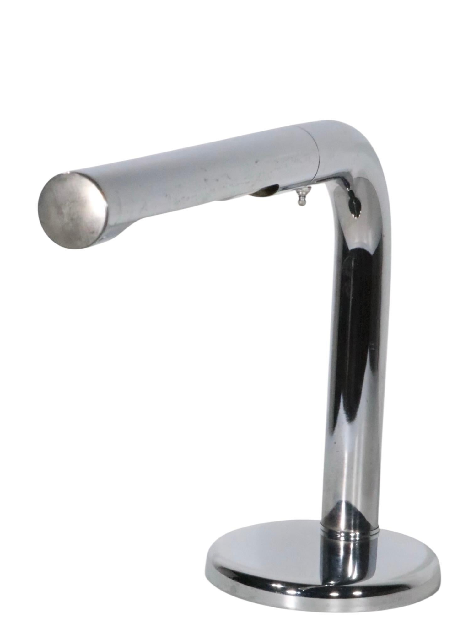 Mod Space Age Chrom Schreibtischlampe von Sonneman ca. 1970's im Angebot 2