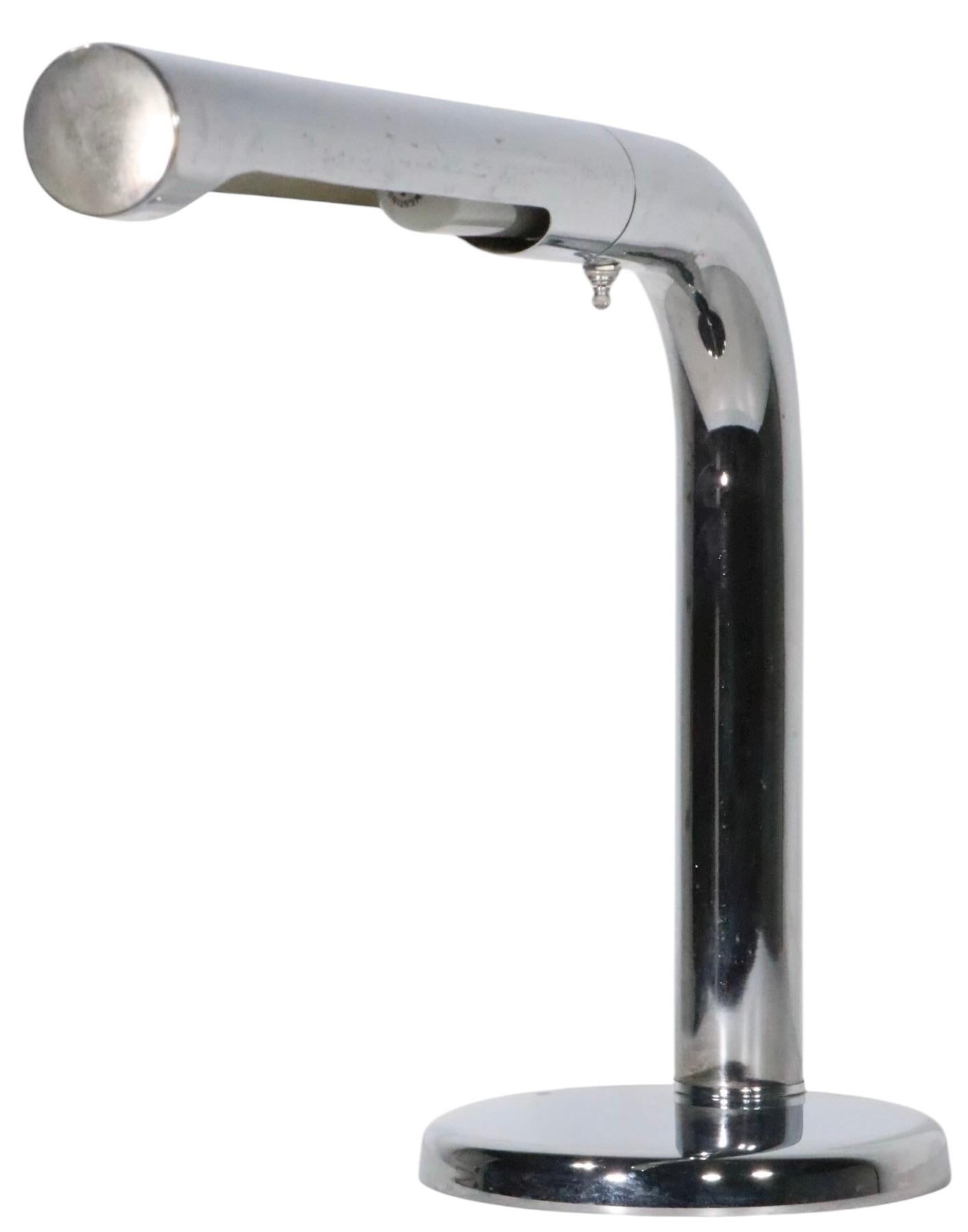 Mod Space Age Chrom Schreibtischlampe von Sonneman ca. 1970's im Angebot 4