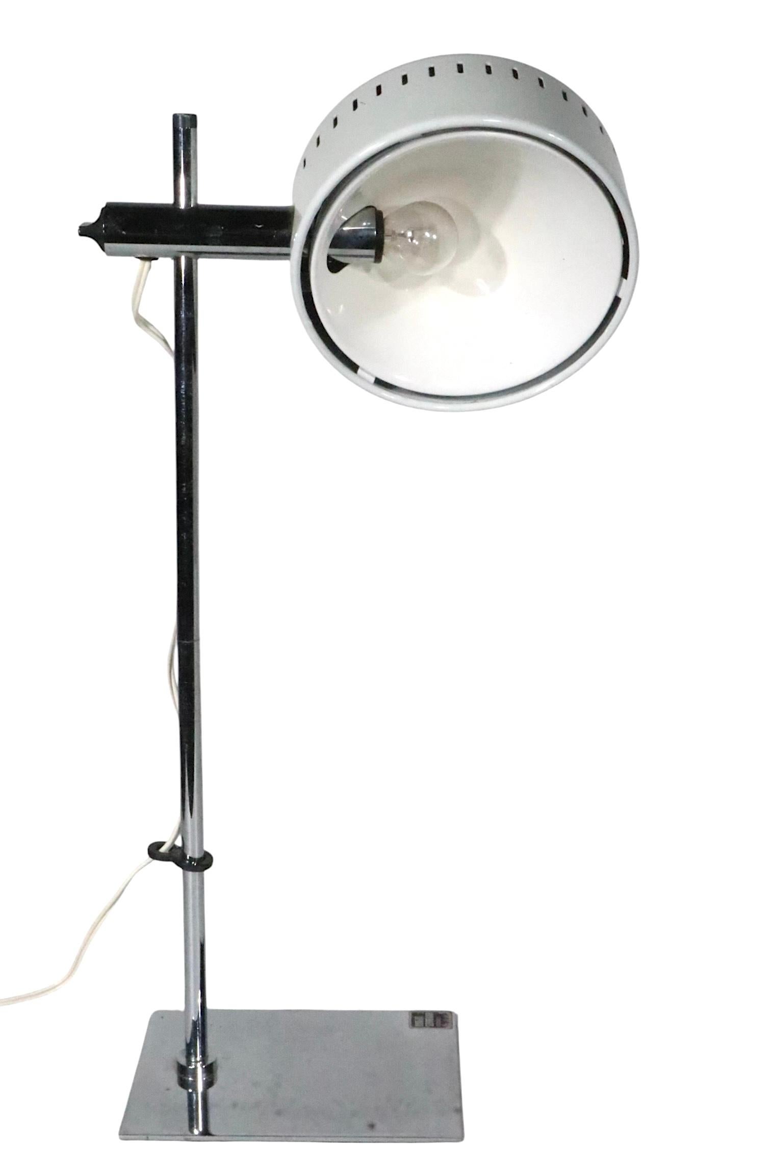 Mod Space Age Mid Century Adjustable TIK Desk Lamp by Robert Sonneman c. 1970's 1