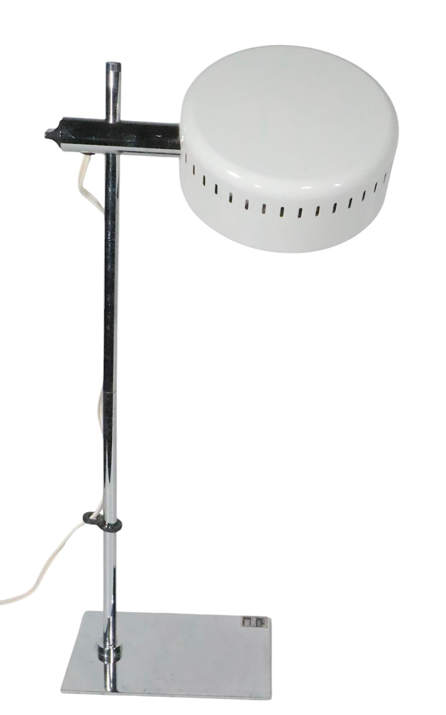Mod Space Age Mid Century Adjustable TIK Desk Lamp by Robert Sonneman c. 1970's 2