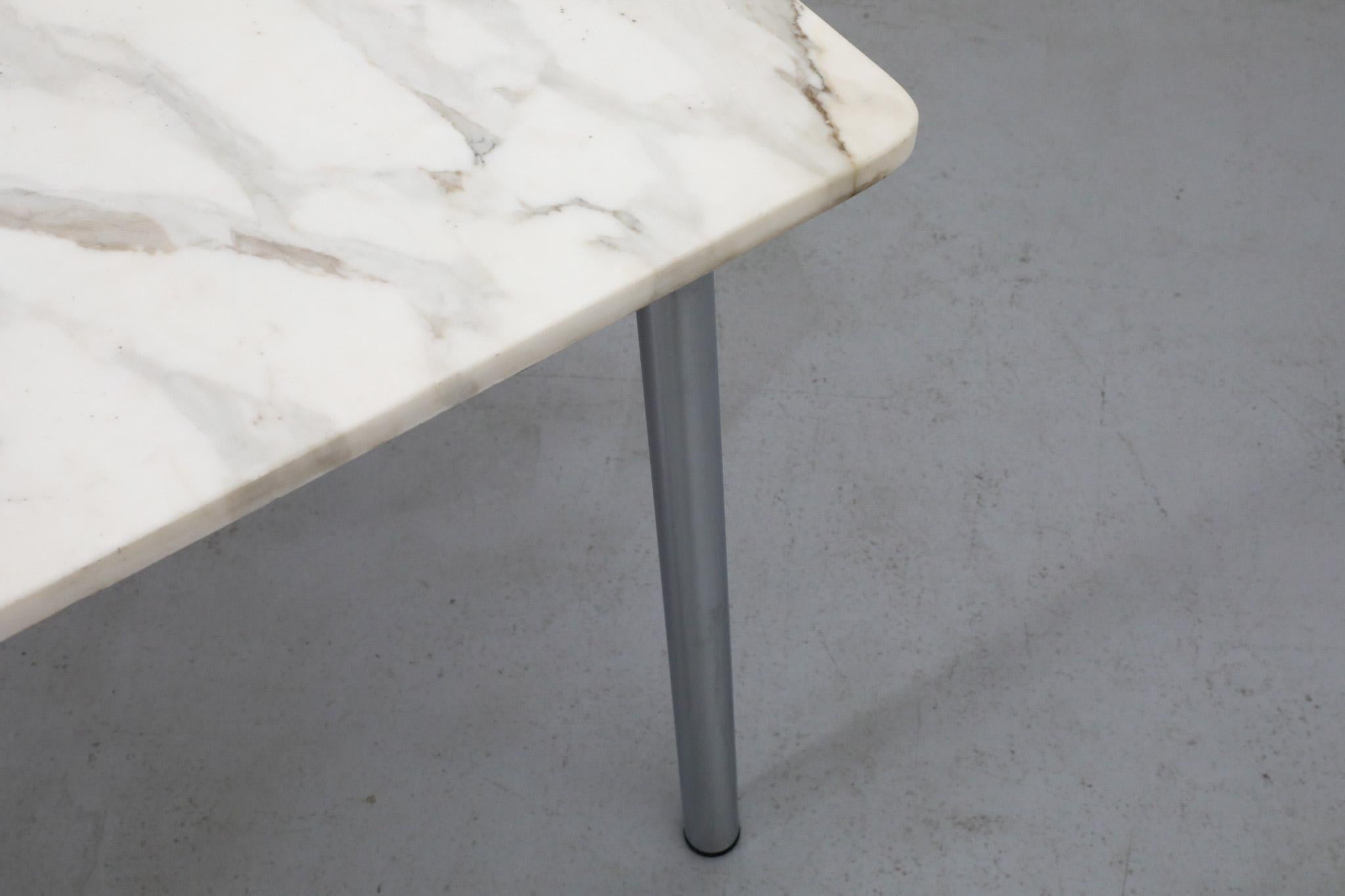 Table de salle à manger, de jeu ou de centre MOD Square à plateau en marbre en vente 2