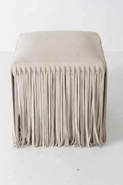 Pouf quadrato mod in pelle scamosciata con frangia a terra
