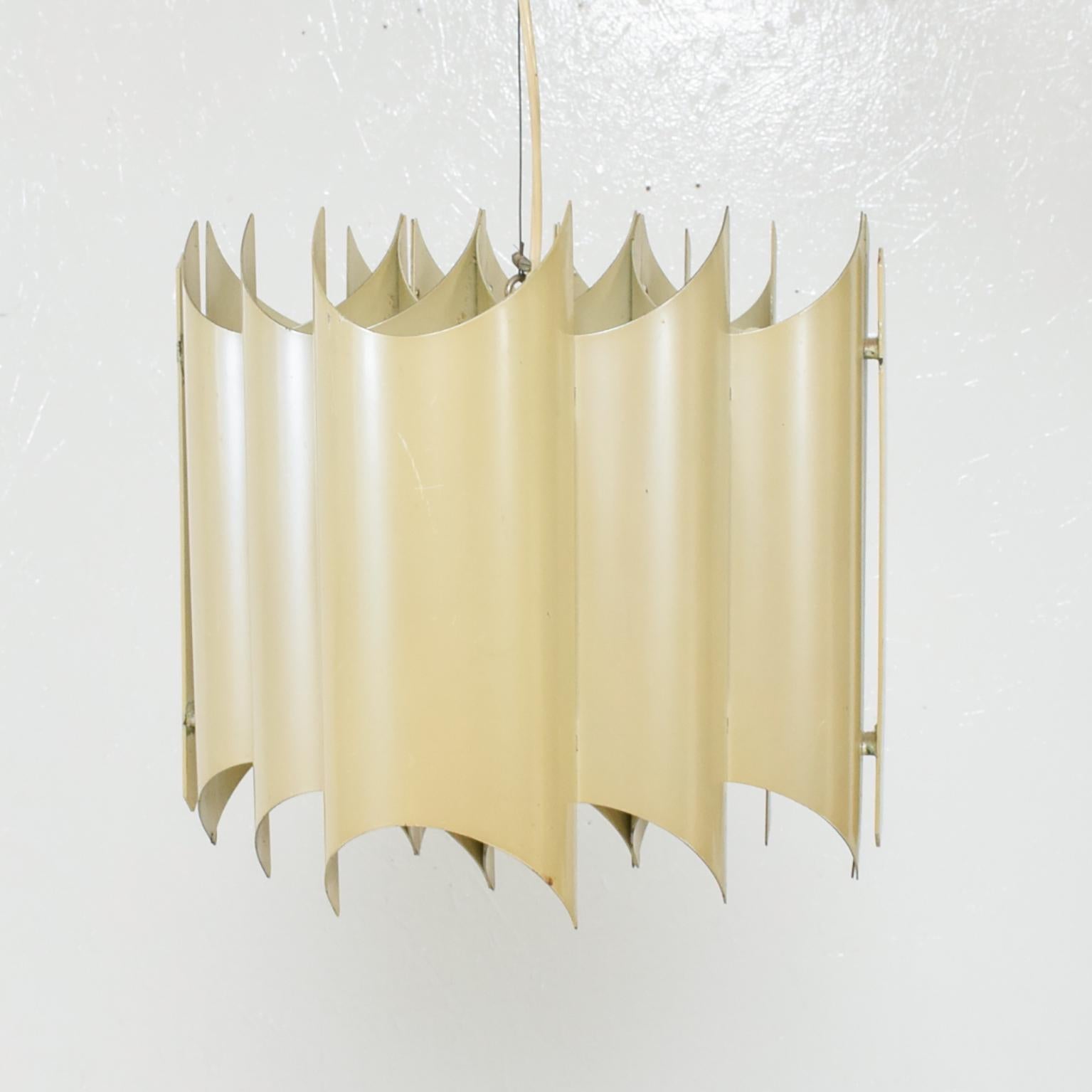 Italian Mod Stilnovo Design Shield Chandelier Pendant in Aluminum Italy 1960s For Sale