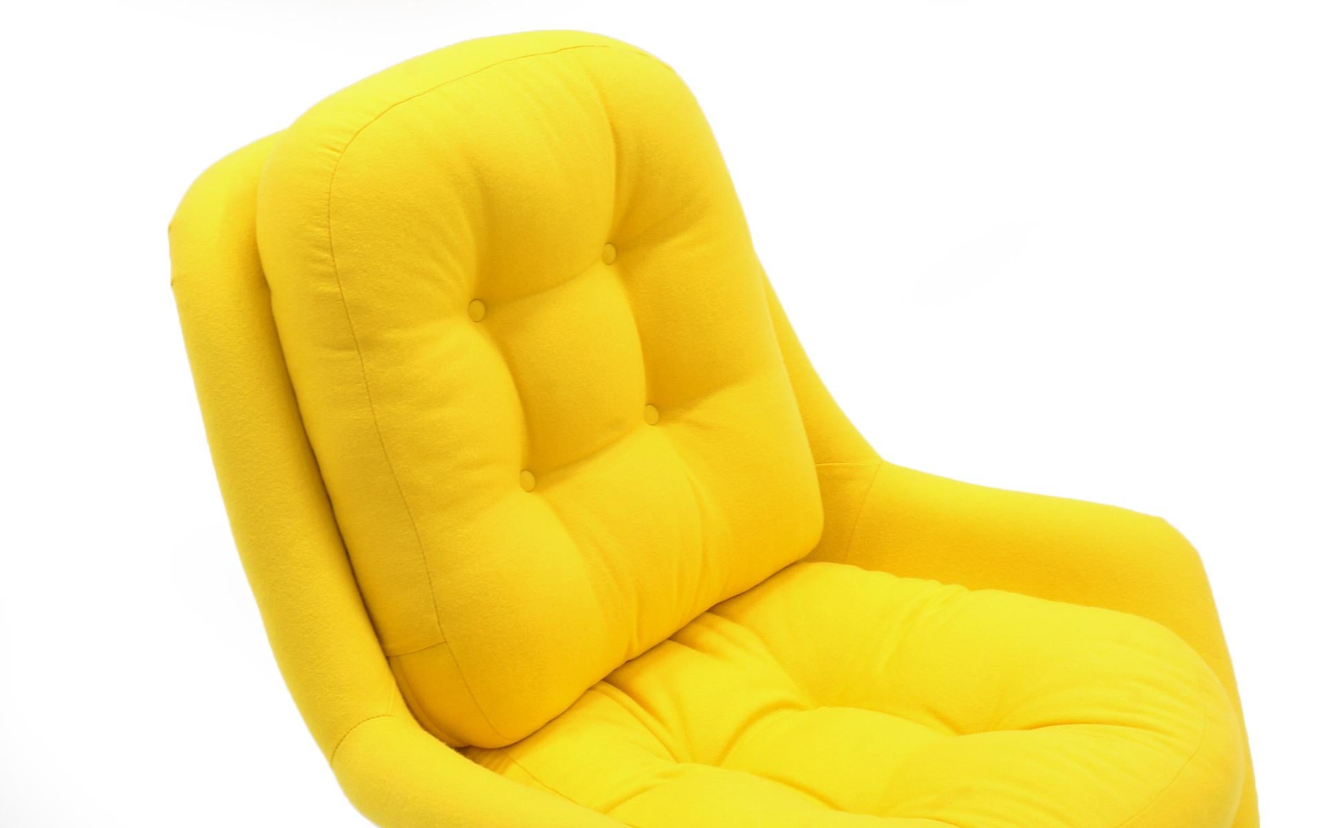 Steel Mod Swivel Tilt Lounge Chair, Milo Baughman, White with Yellow Knoll Upholstery