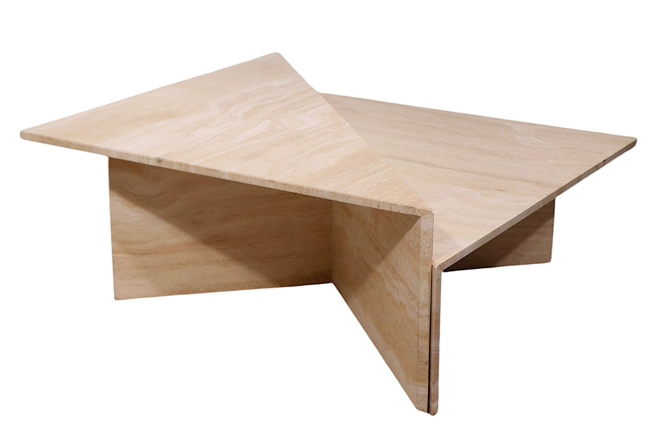 italien Table basse Up & Up & Up Mod fabriquée en Italie vers 1970 en vente