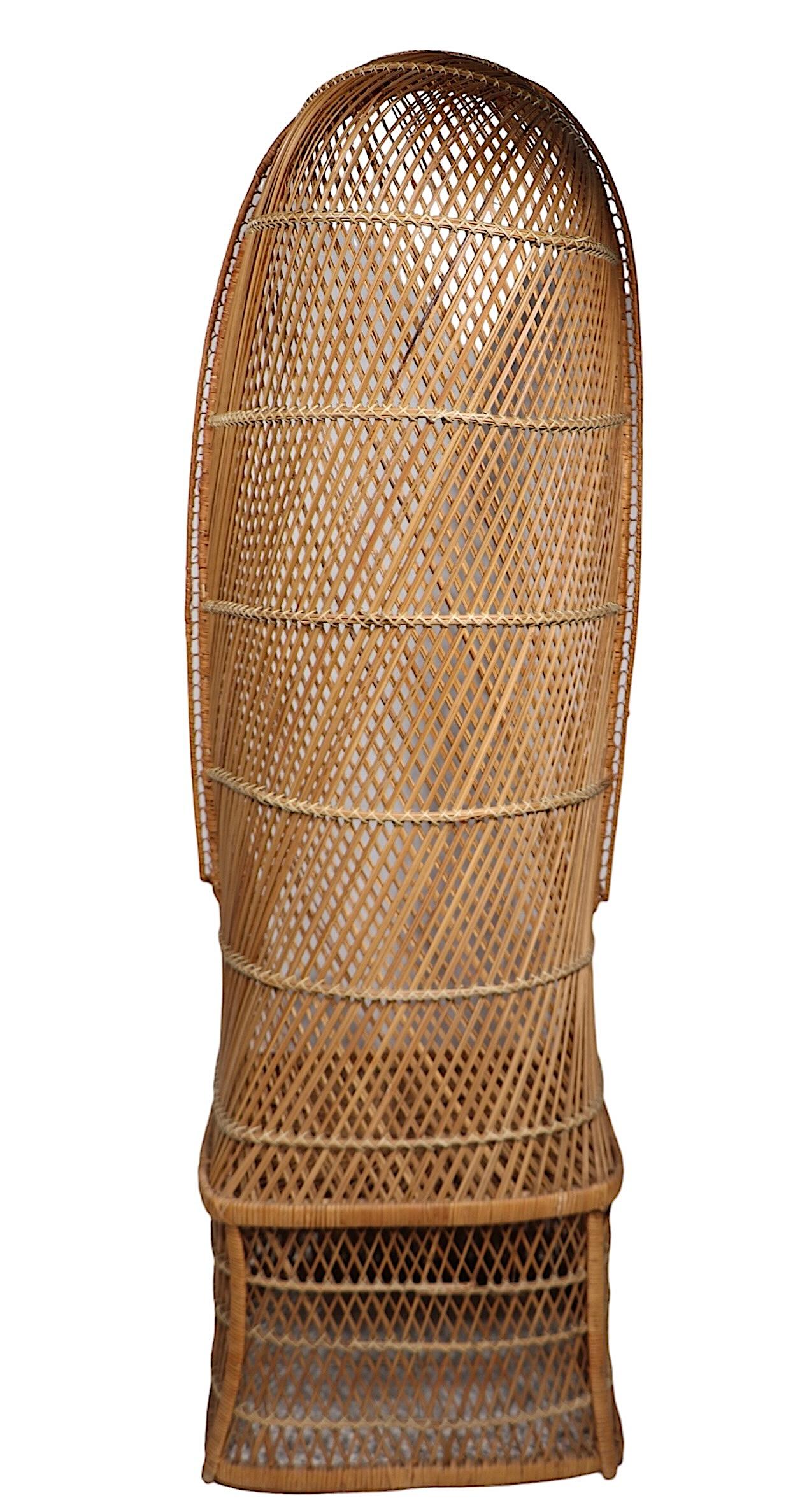 Mod Wicker High Back Dome Top  Chaise des années 1970 en vente 3
