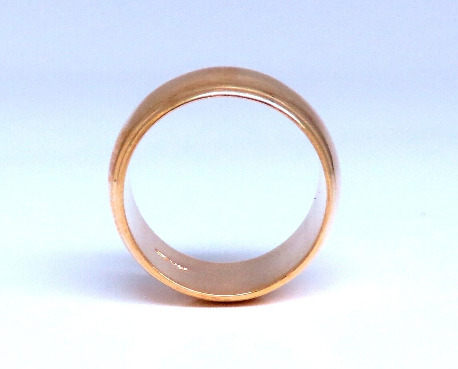 Classic Gold band.

Nice detail on Outer

10.5mm wide

1.8 mm depth

14 karat yellow gold 10.3 g

Size 6.75