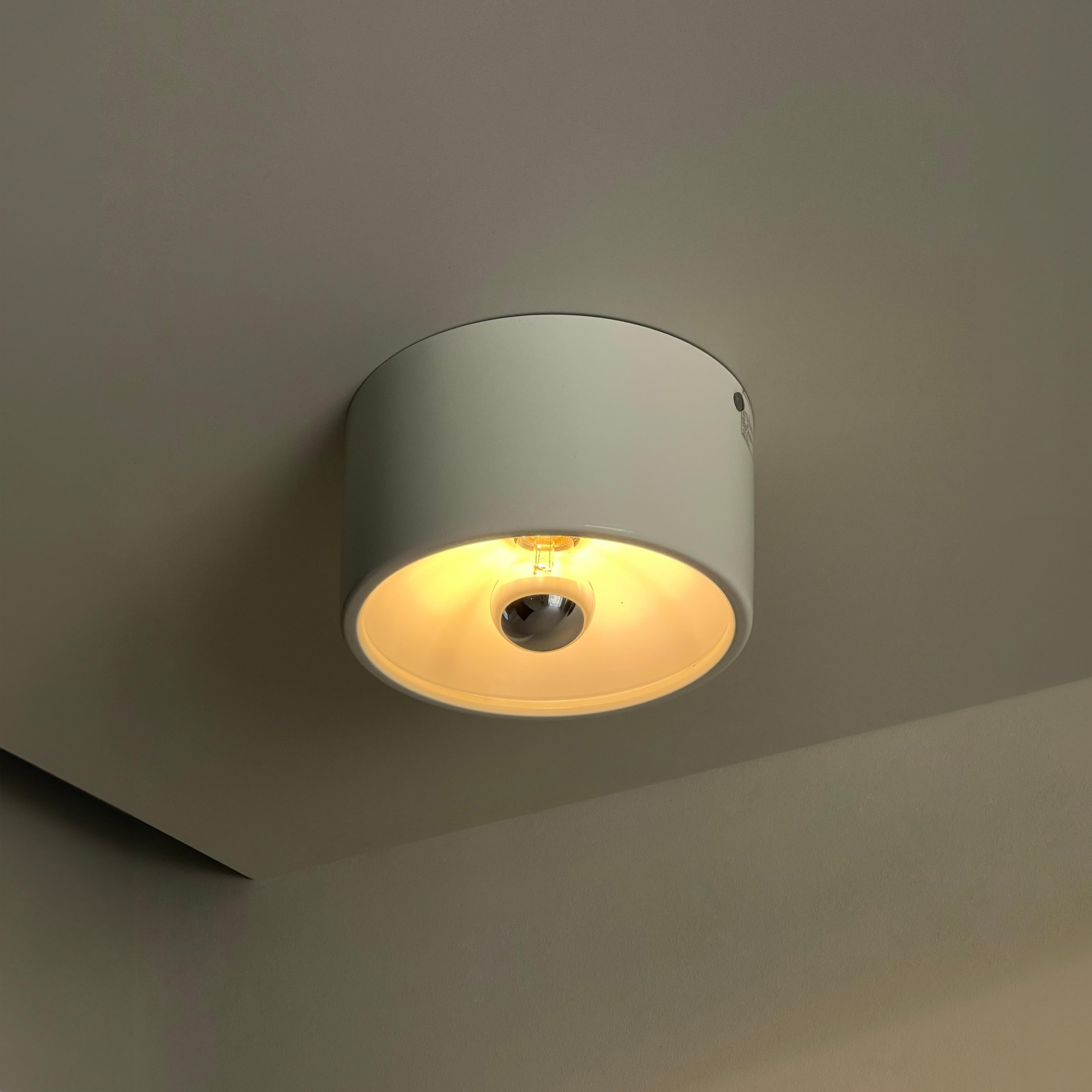 Mod.268 wall or ceiling lamp designed by Cini Boeri for Arteluce, Italy 1971 In Good Condition For Sale In Milano, IT