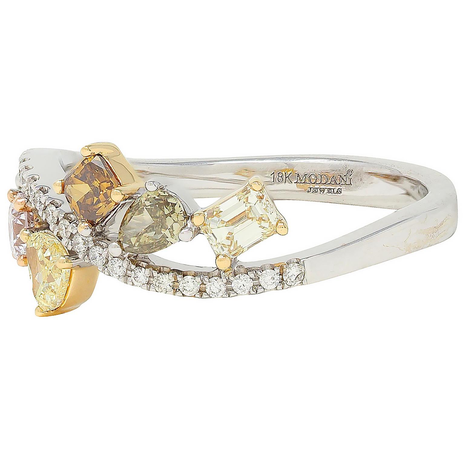 Modani Contemporary Fancy Diamond 18 Karat Two-Tone Gold Band Ring 2