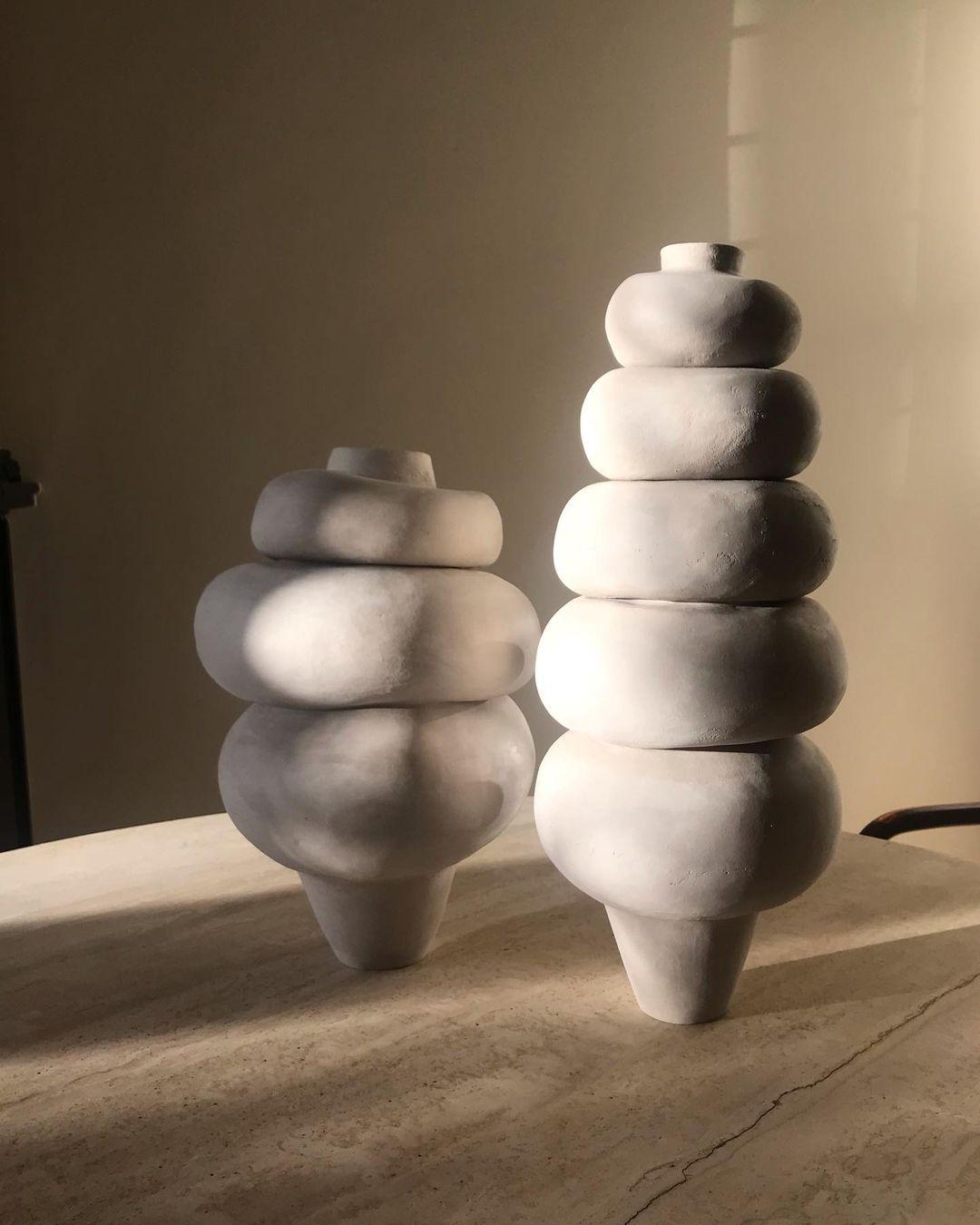 Modder More to Love Ceramic Sculpture by Françoise Jeffrey In New Condition For Sale In Geneve, CH