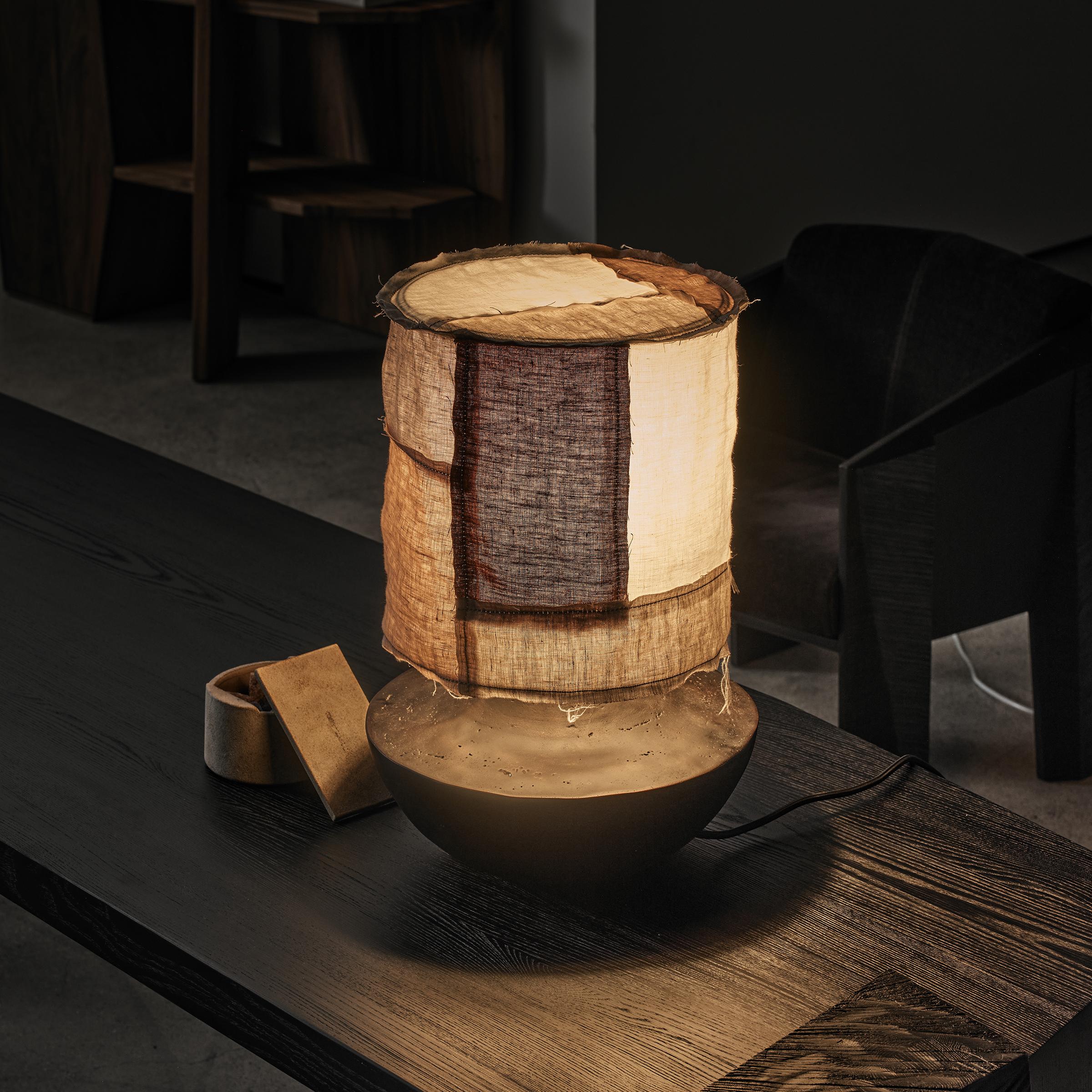 Postmoderne Lampe de table Mode par DAaZ en vente