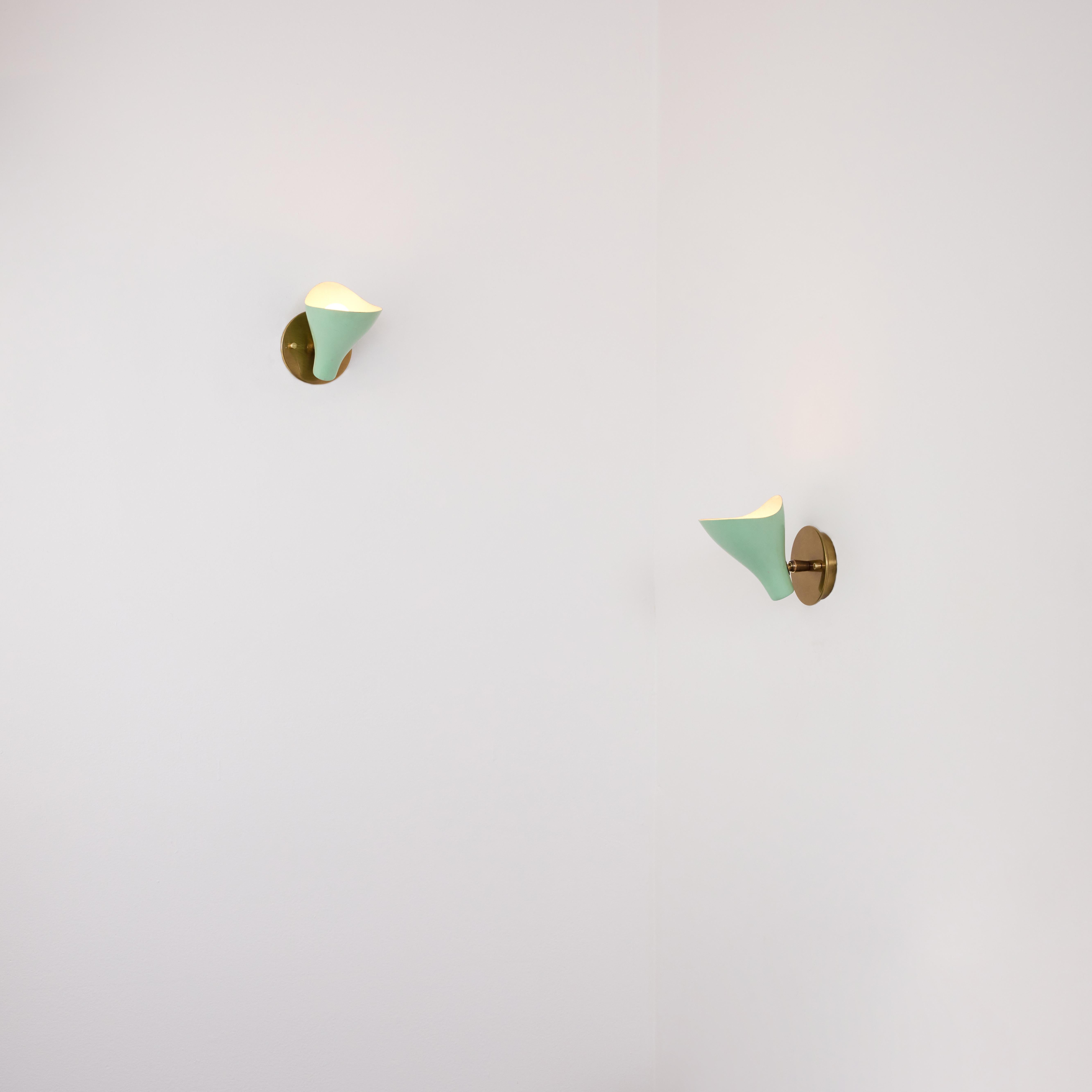 Mid-Century Modern Model 10 'Lilly' Sconces by Gino Sarfatti for Arteluce For Sale