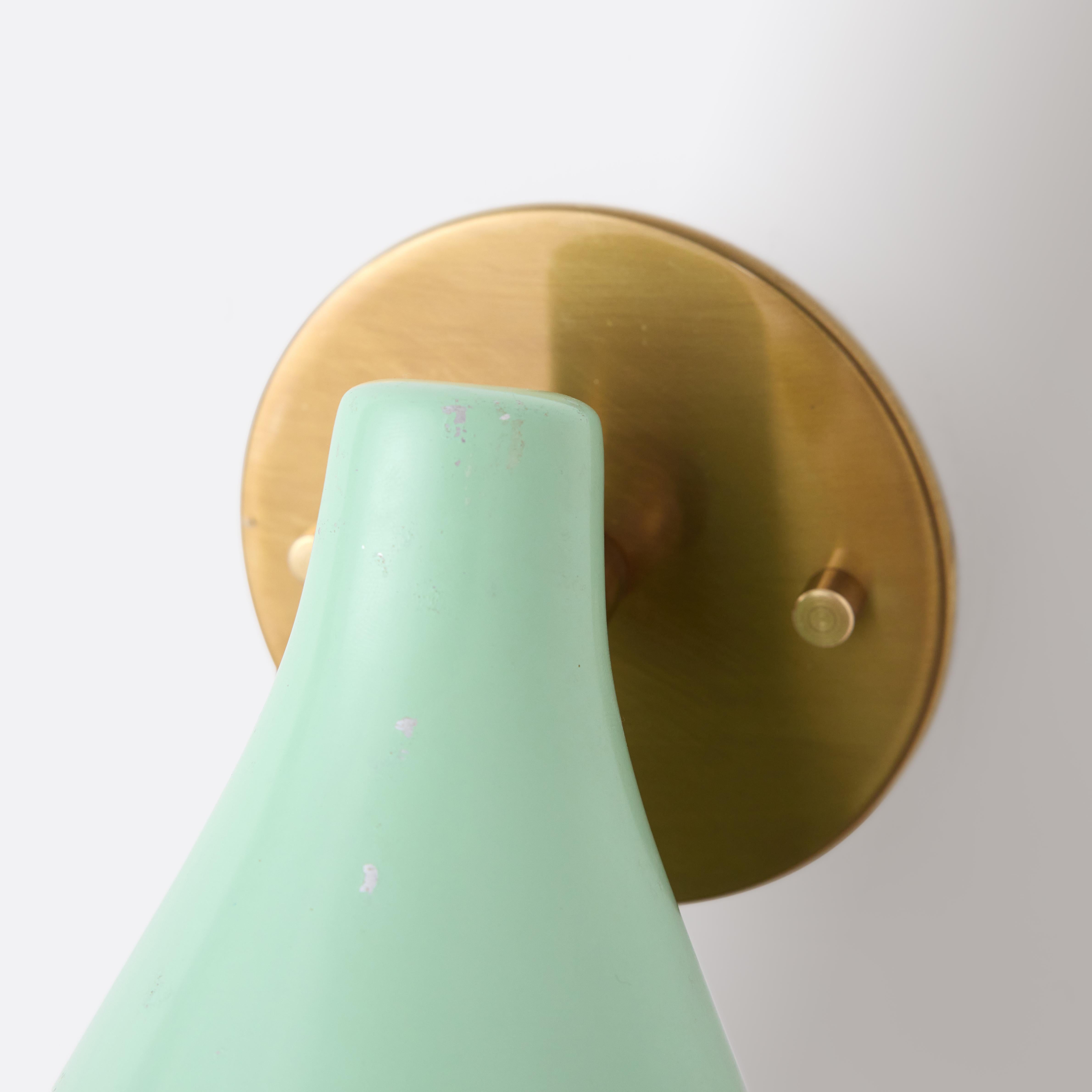 Model 10 'Lilly' Sconces by Gino Sarfatti for Arteluce For Sale 1