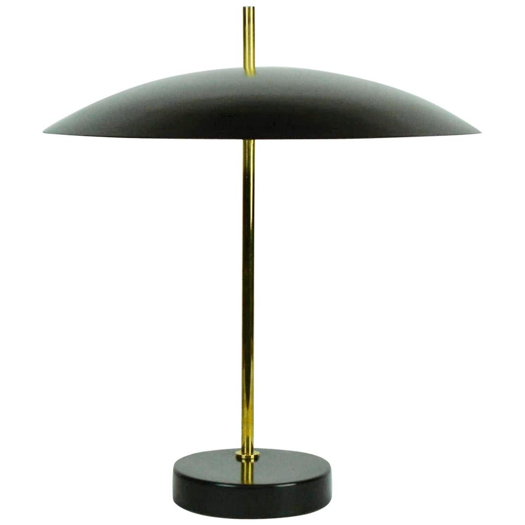 Modell '1013' Tisch-/Schreibtischlampe von Pierre Disderot „Schwarz/Rot/Weiß/Gelb“
