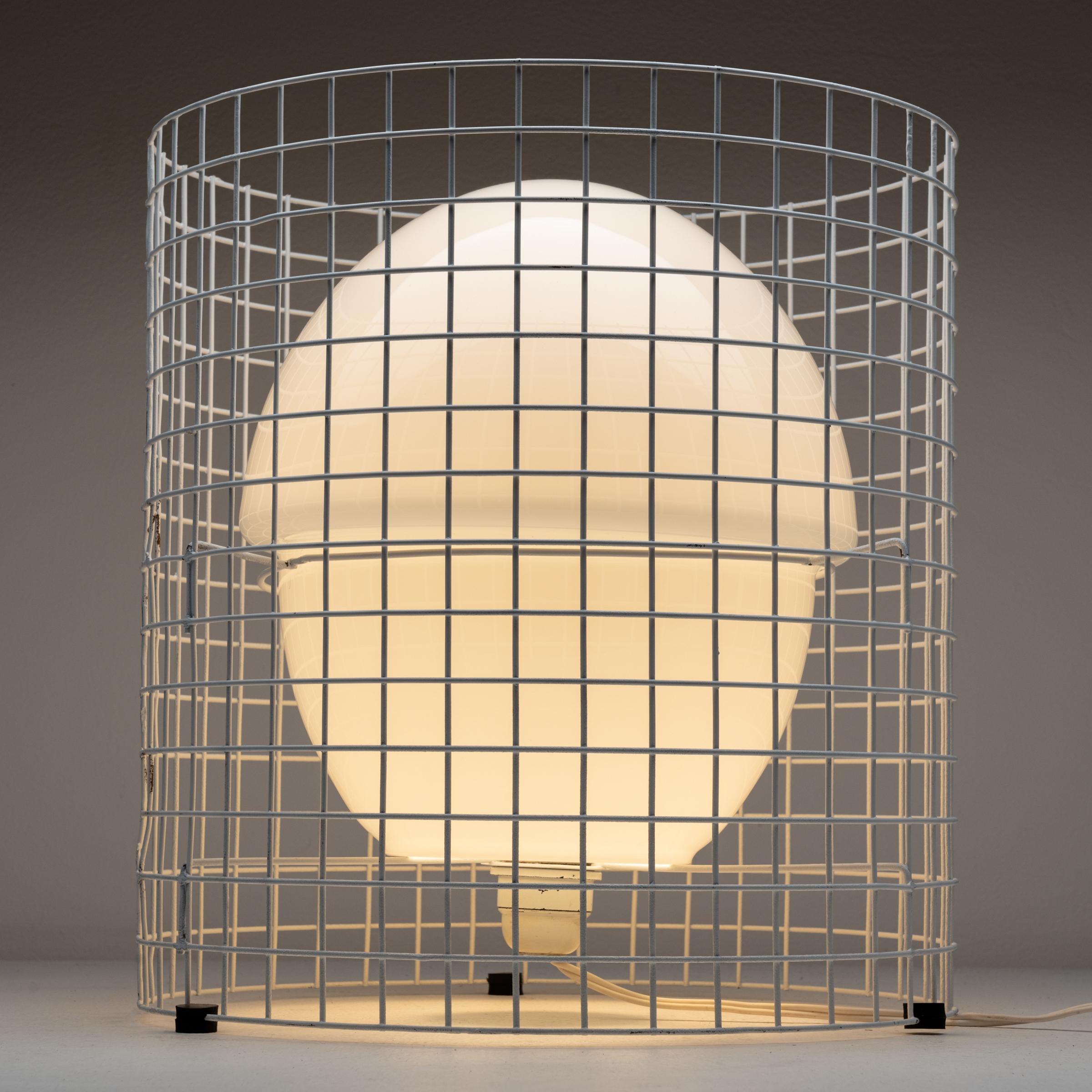 Mid-Century Modern  Model 1102 Table Lamp by Gino Sarfatti