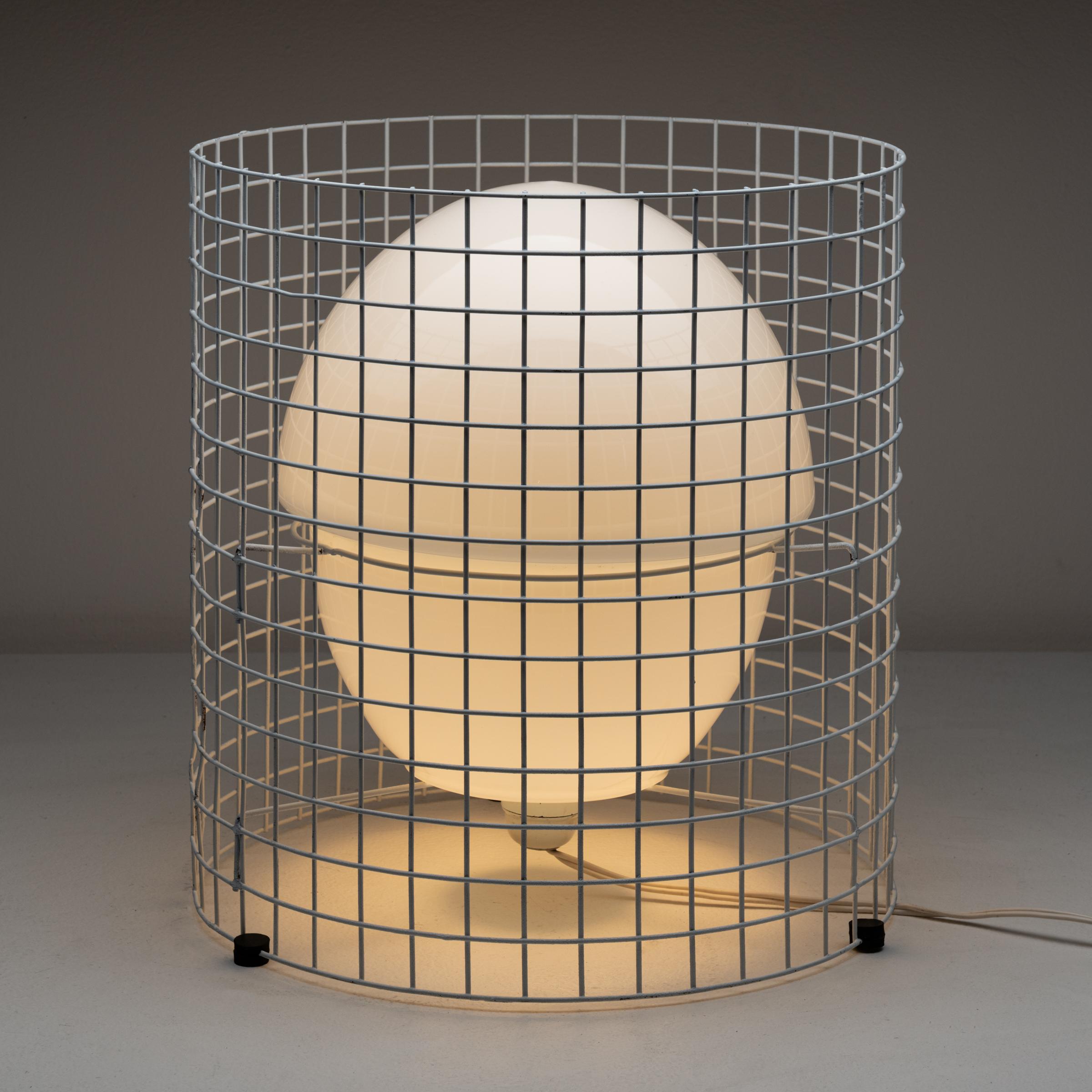 Late 20th Century  Model 1102 Table Lamp by Gino Sarfatti