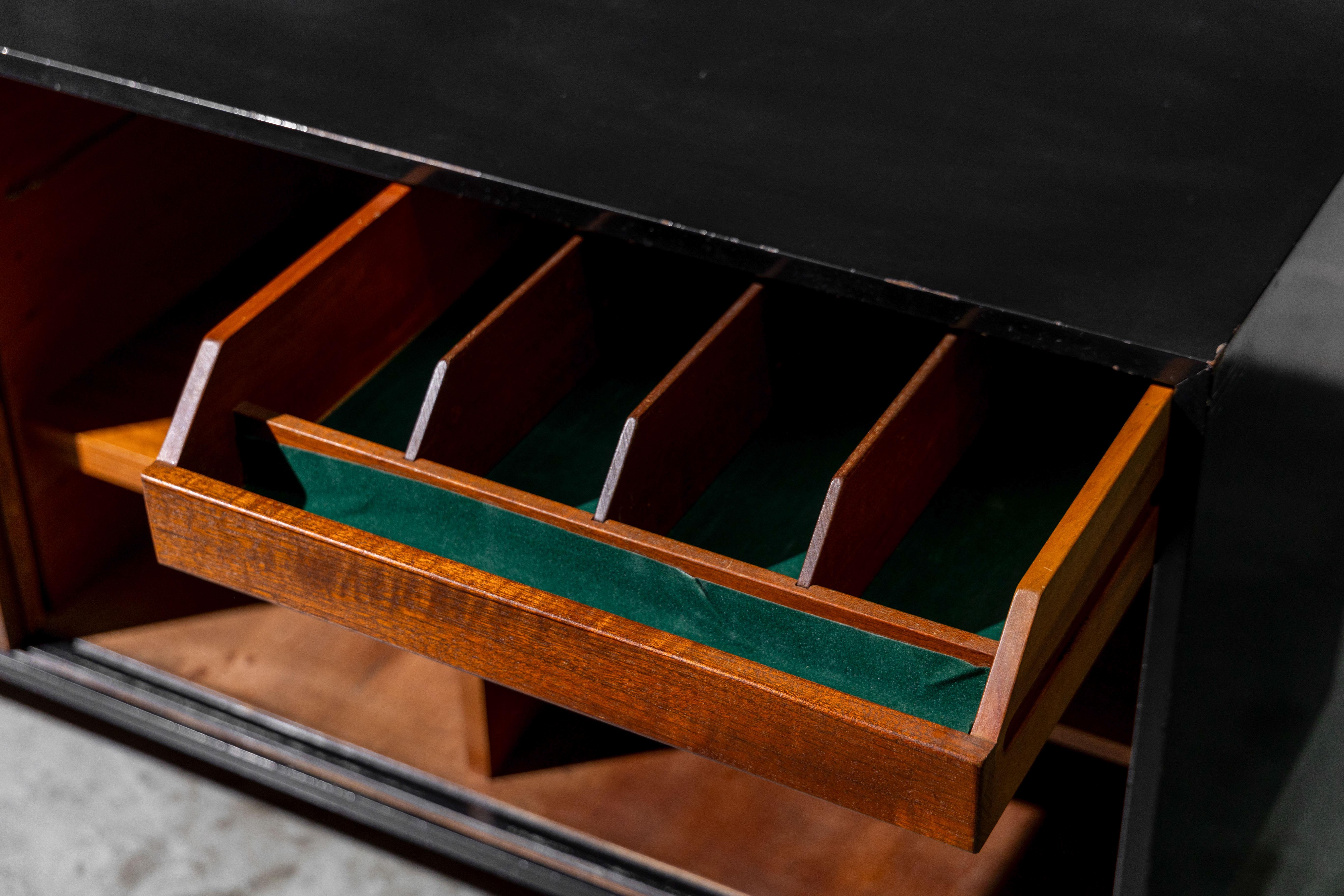 Sideboard „Modell 116“ von Florence Knoll, Vereinigte Staaten, 1940er Jahre im Angebot 2