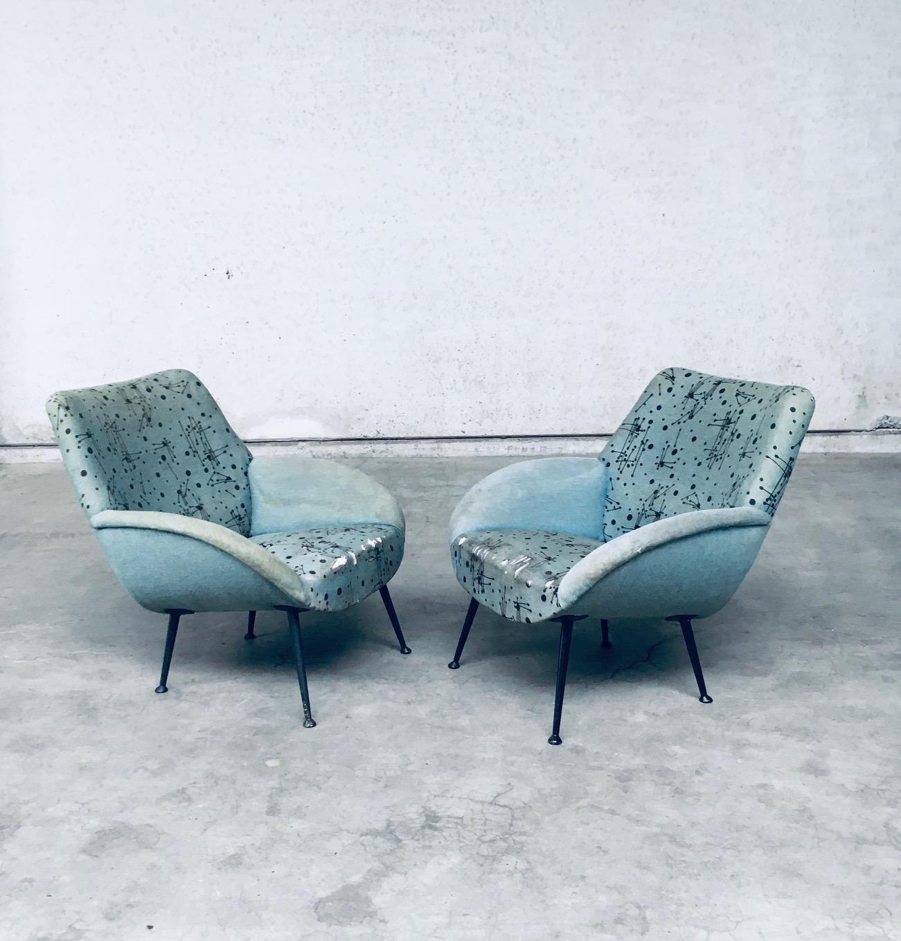 Model 121 Lounge Chair set by Theo Ruth for Artifort, 1956 In Distressed Condition For Sale In Oud-Turnhout, VAN