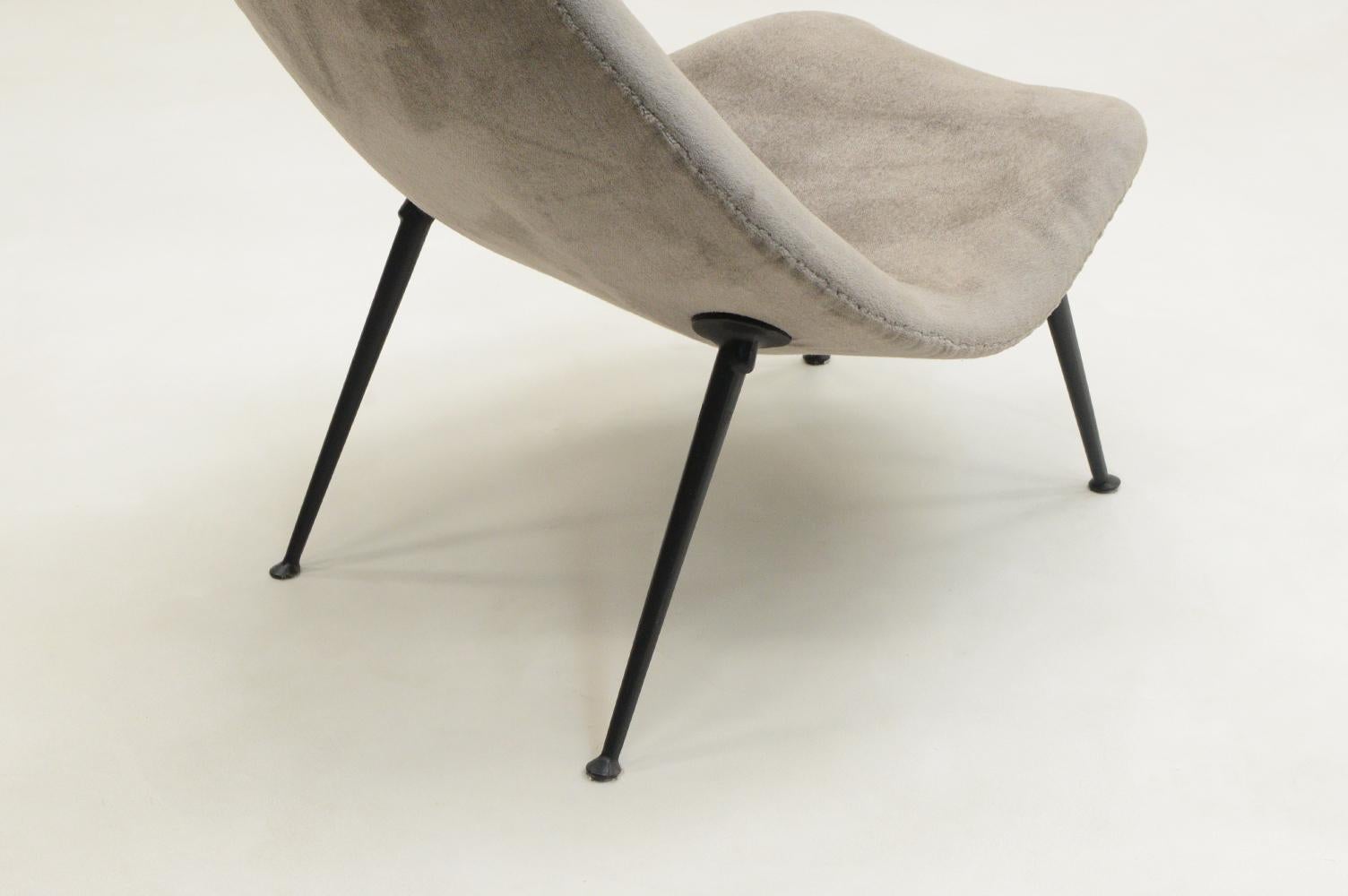 Chaise modèle 122 par Theo Ruth pour Artifort, années 1950, Pays-Bas. Bon état - En vente à Landgraaf, NL