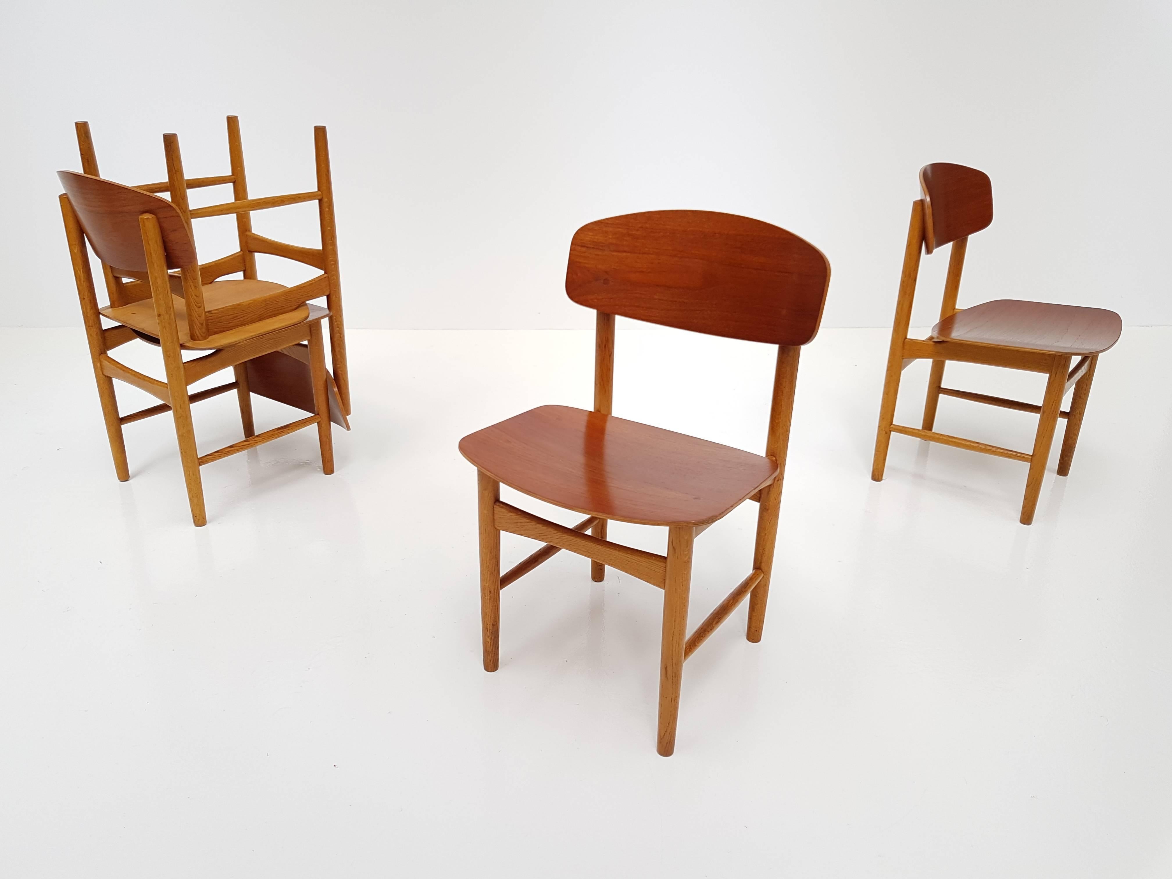 Danish Model 122 Teak and Oak Dining Chairs by Børge Mogensen for Søborg, 1960s