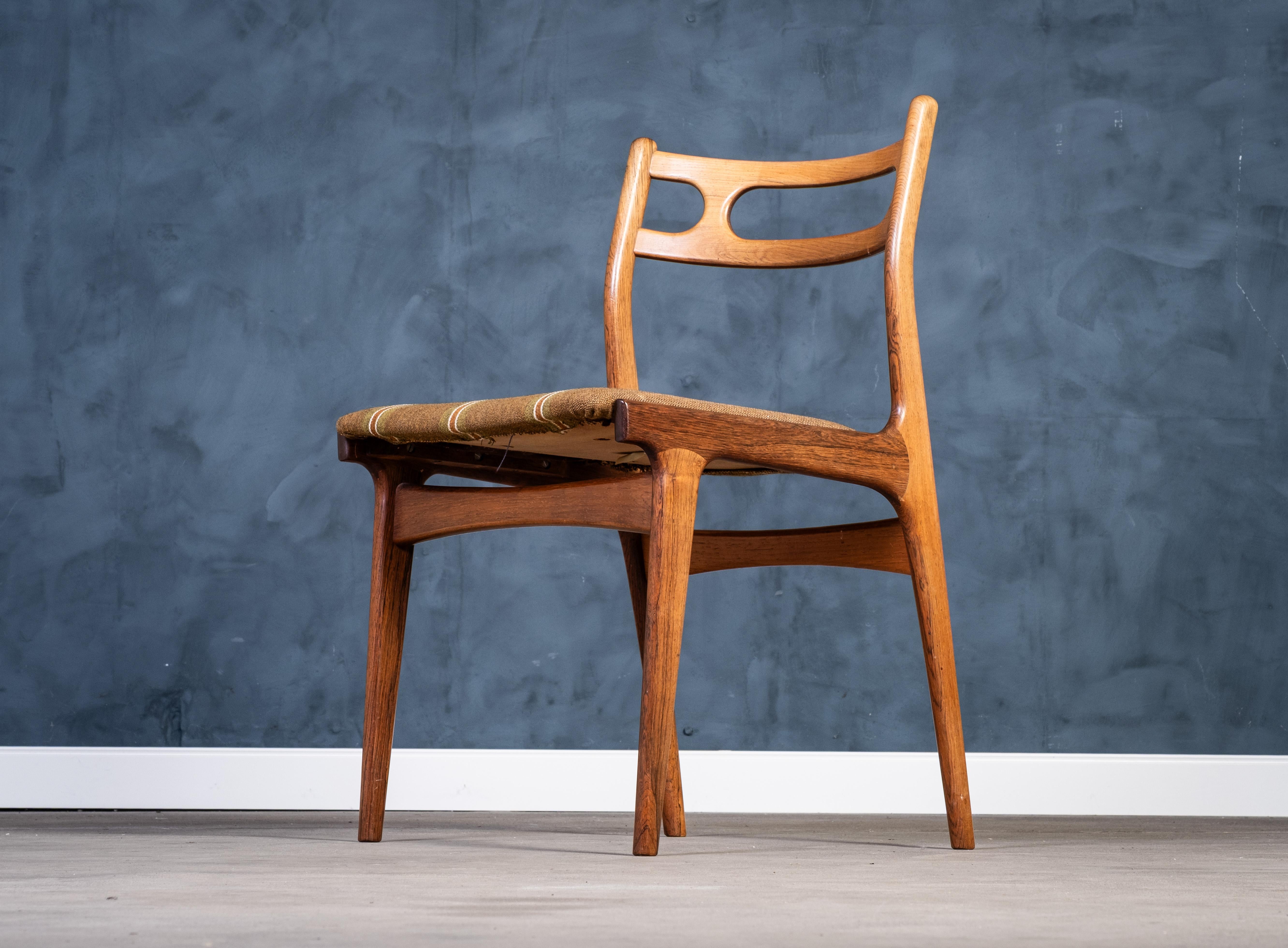 Sillas de comedor Model 138 de Johannes Andersen para Uldum Møbelfabrik, años 60 Palo de rosa en venta