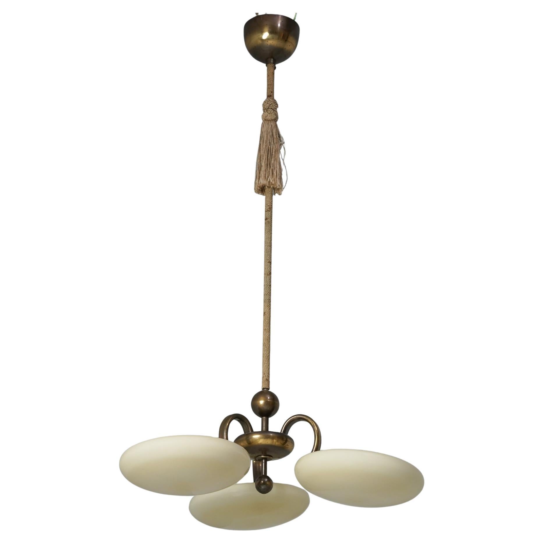 Colgante Art Decó Modelo 1425, Paavo Tynell, Taito Oy, años 1930/1940 en venta