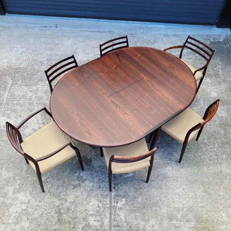 20th Century Model 15 Round Dining Table in Rosewood by Niels Møller