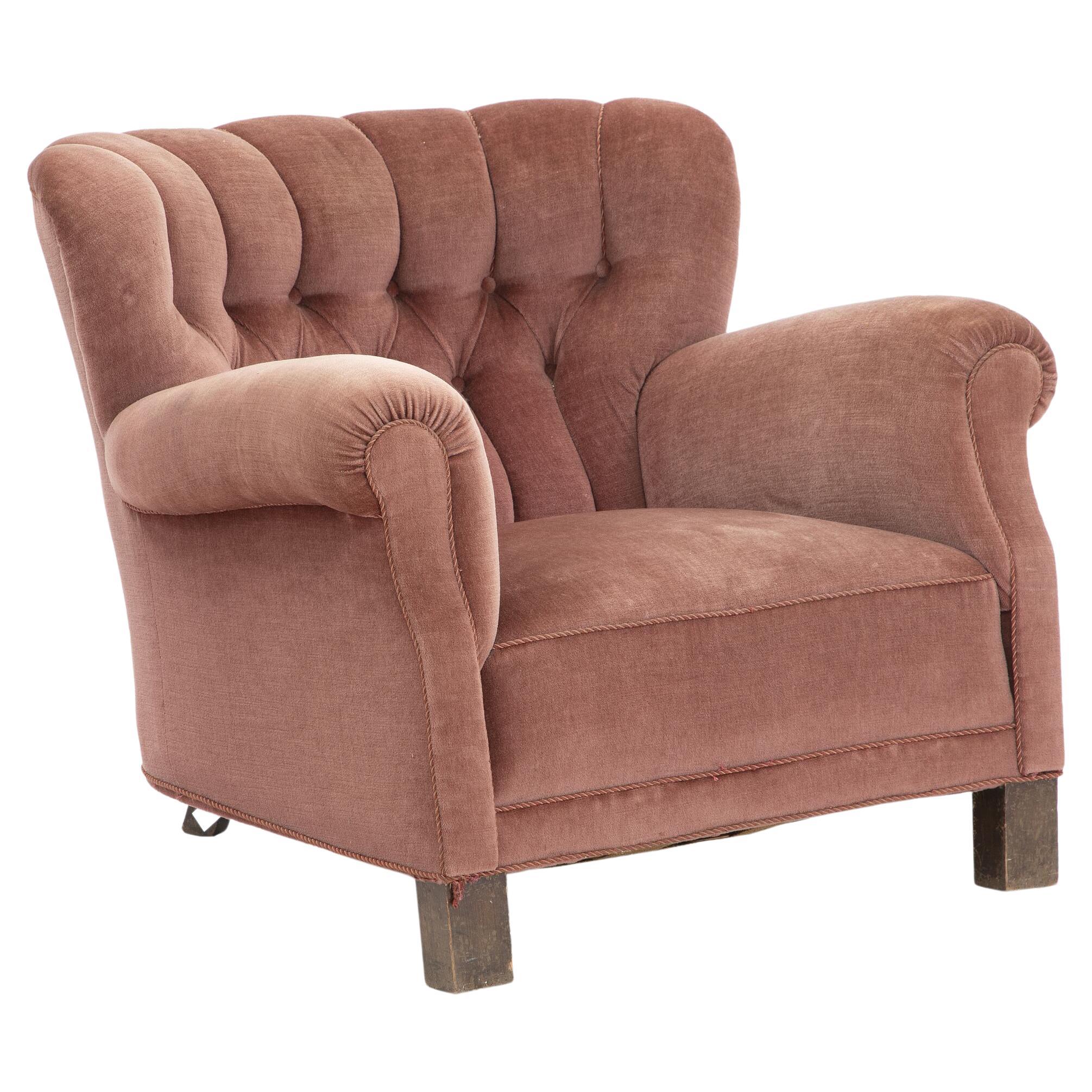Grand fauteuil modèle 1518 en velours rose. Fabriqué chez Fritz Hansen, années 1930-40.