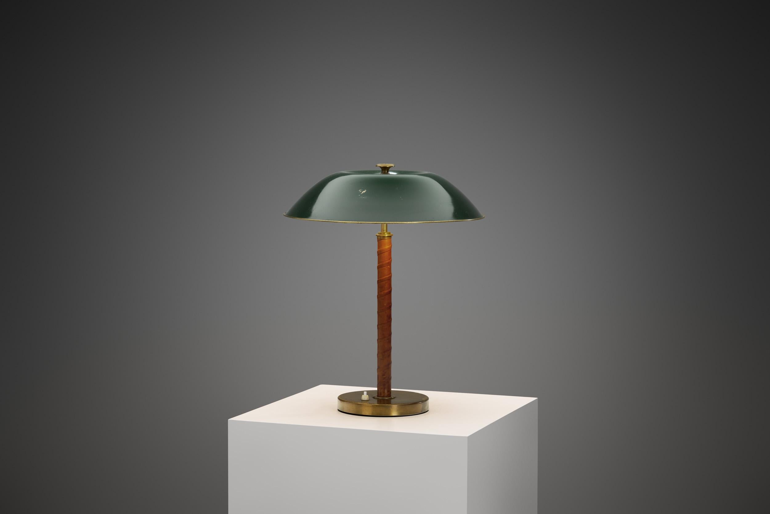 Crafted in the mid-20th century, by Bertil Brisborg, this model 