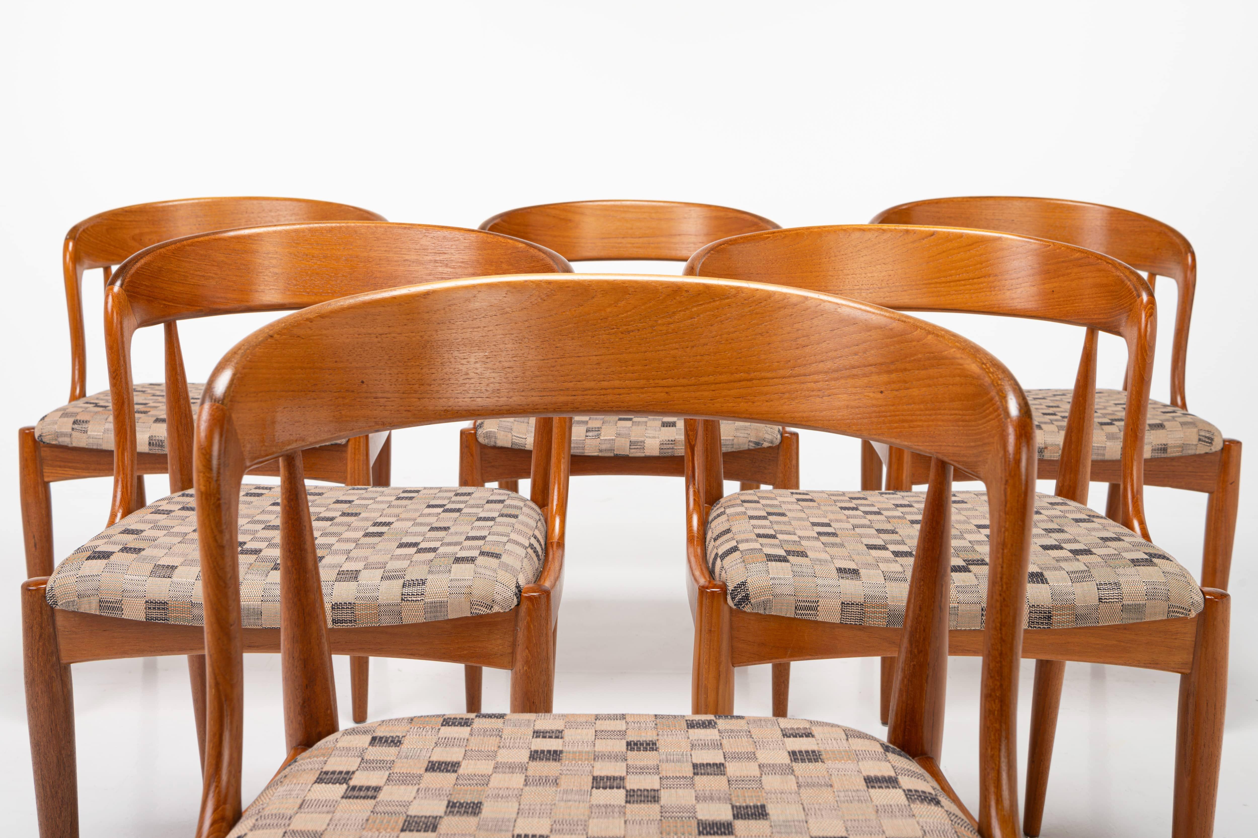 Danish Model 16 Dining Chairs by Johannes Andersen for Uldum Mobelfabrik, Denmark, 1960