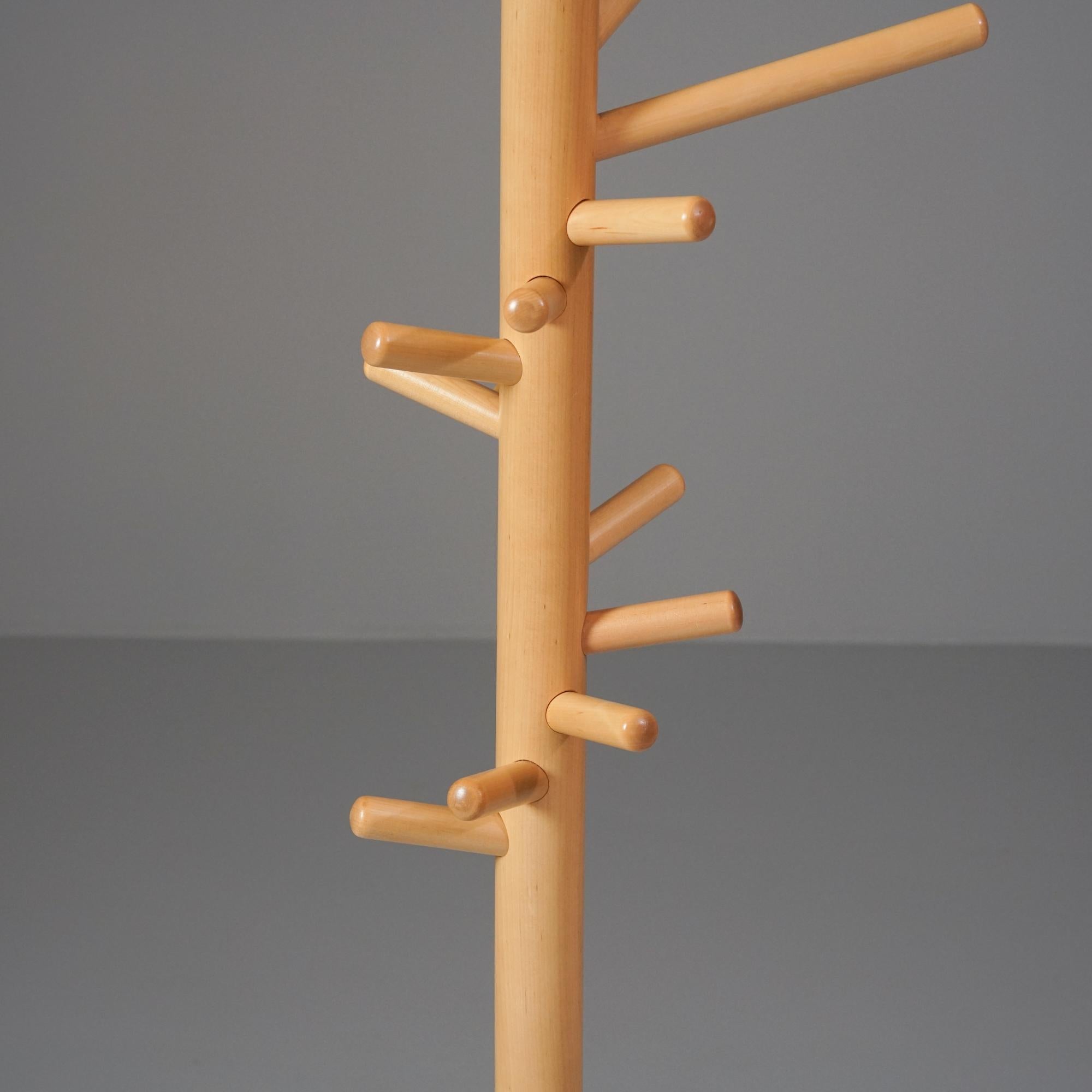 Scandinave moderne Porte-manteau modèle 160, Anna-Maija Jaatinen, Artek, fin du XXe siècle en vente