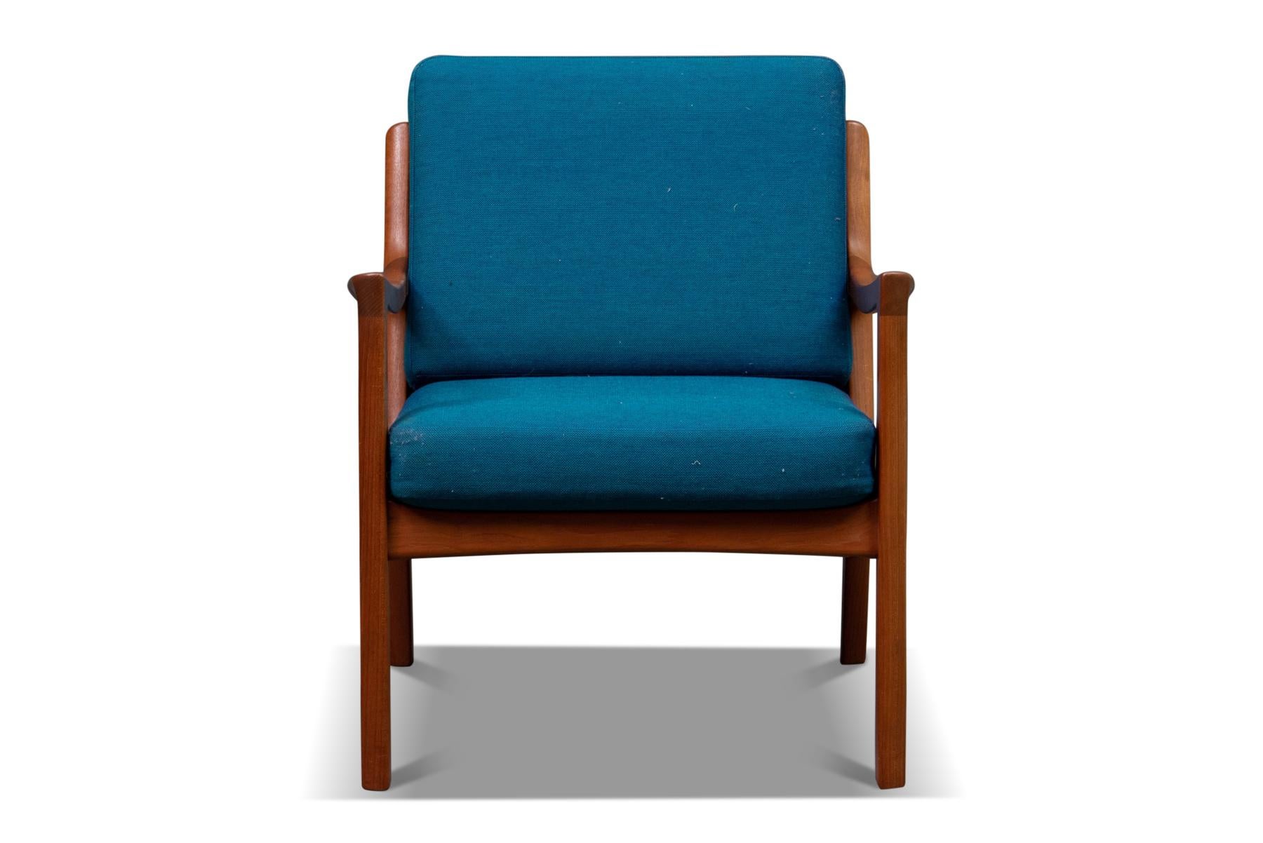 Danish Model 166 Senator Lounge Chair by Ole Wanscher For Sale