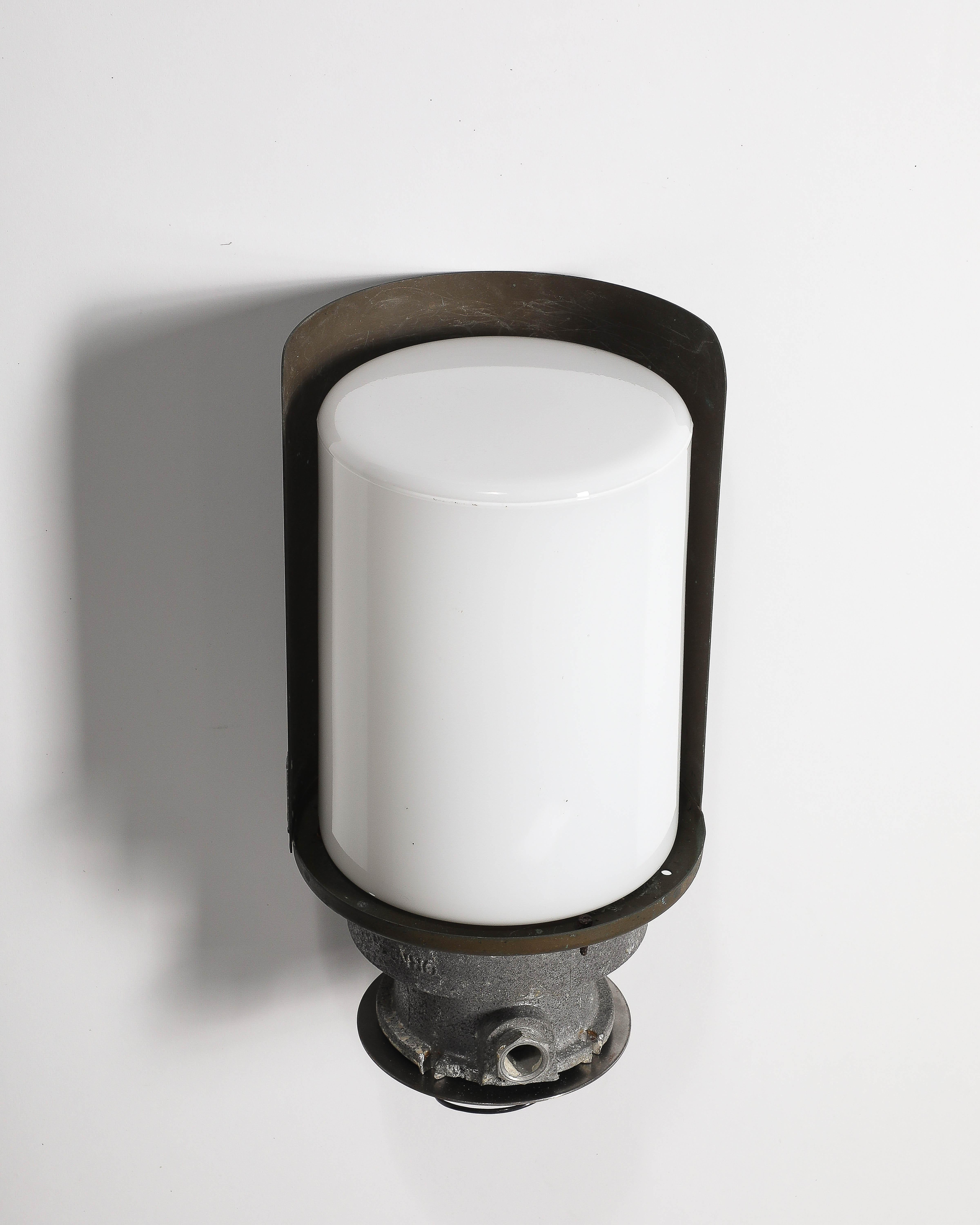 Modelo 17-003 Lámpara de Lisa Johansson-Pape, Finlandia, c. 1930 en venta 5